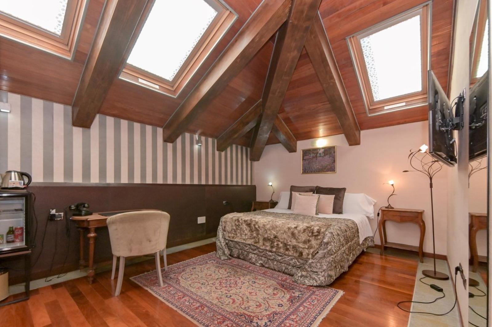 Superior Double Room photo 2