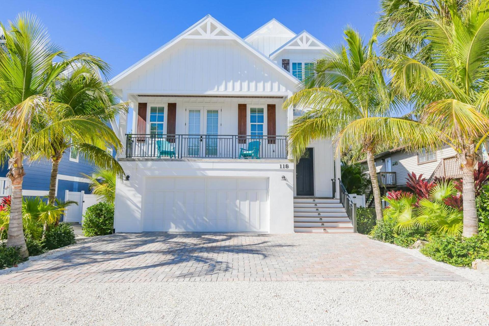 Four-Bedroom Vacation Home photo 3