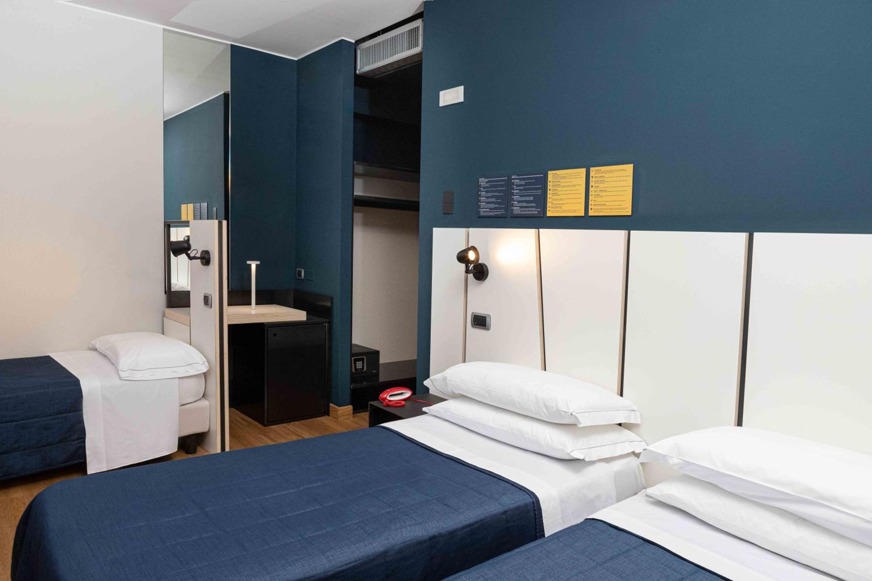 Superior Triple Room - Photo 7