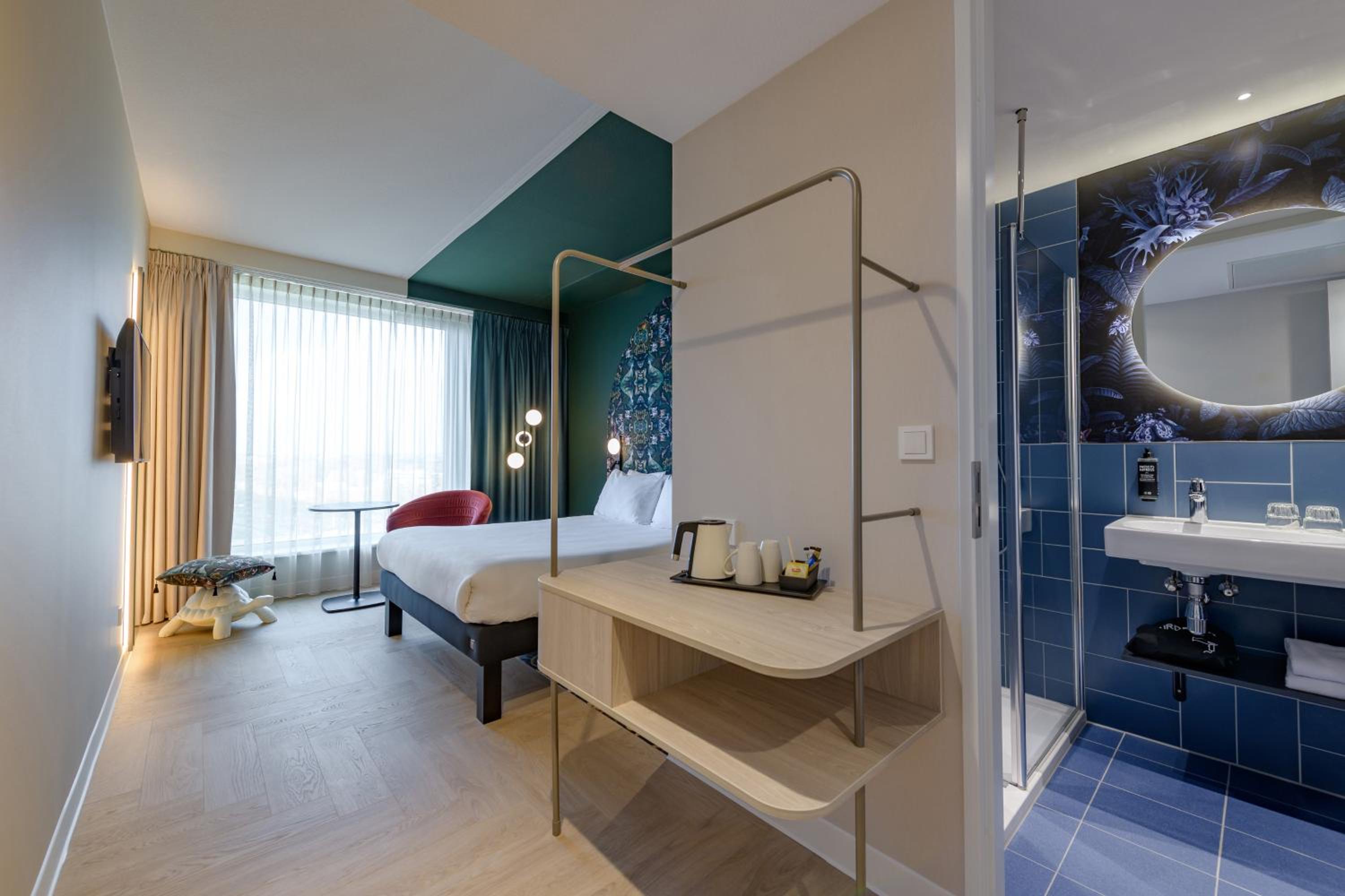 Standard Double Room - Photo 32
