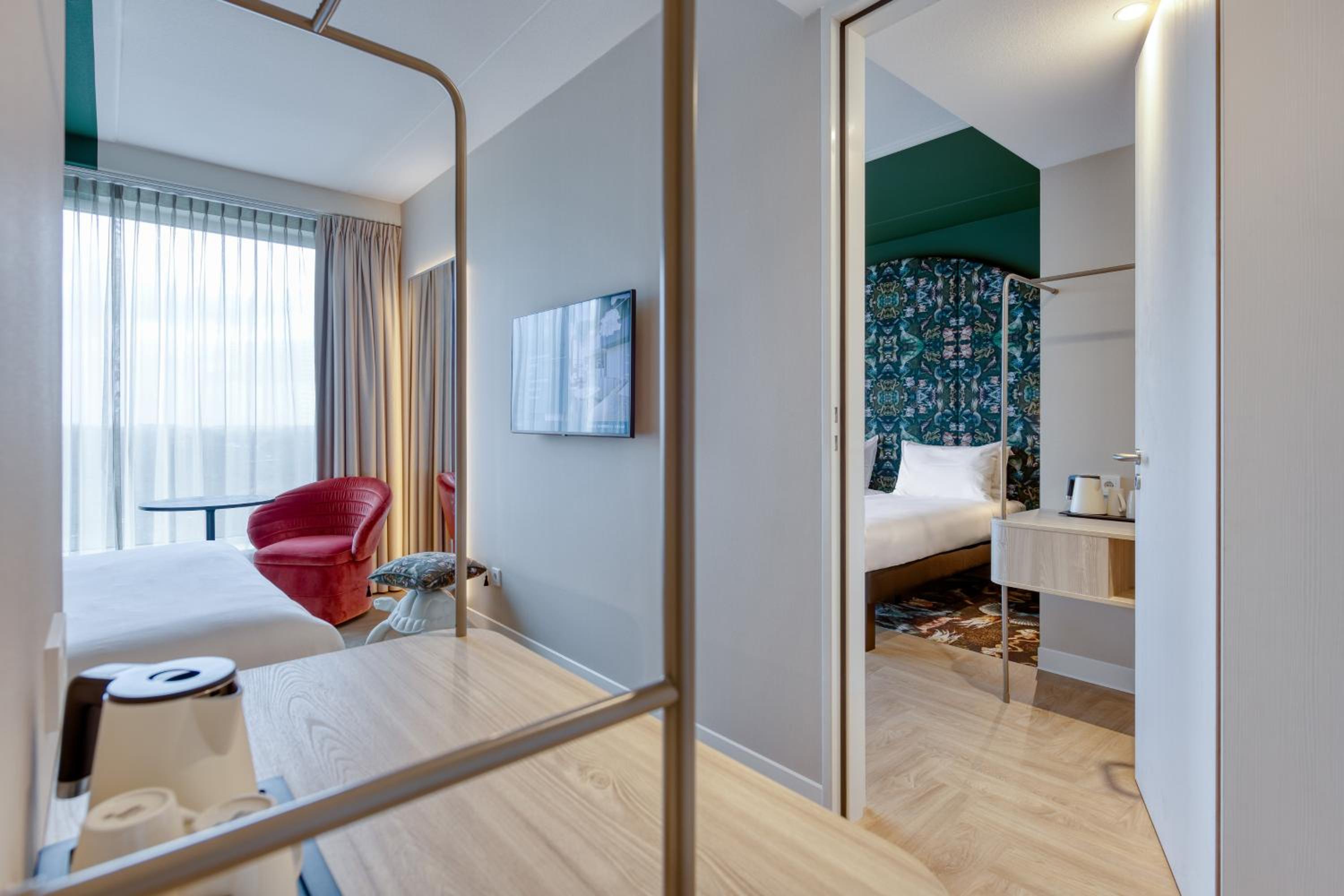 Standard Double Room - Photo 17