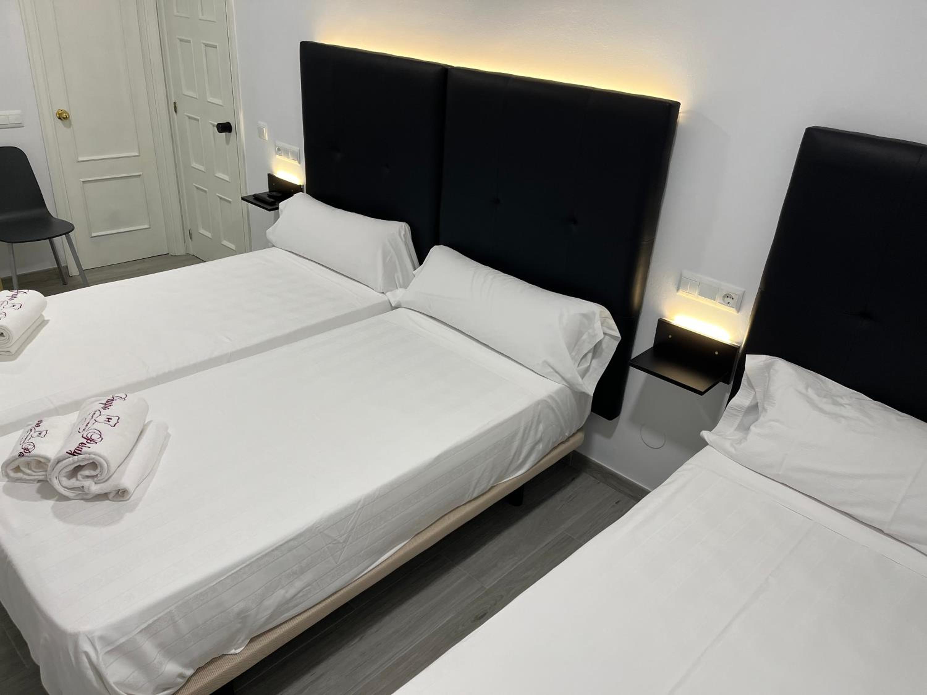 Triple Room photo 2