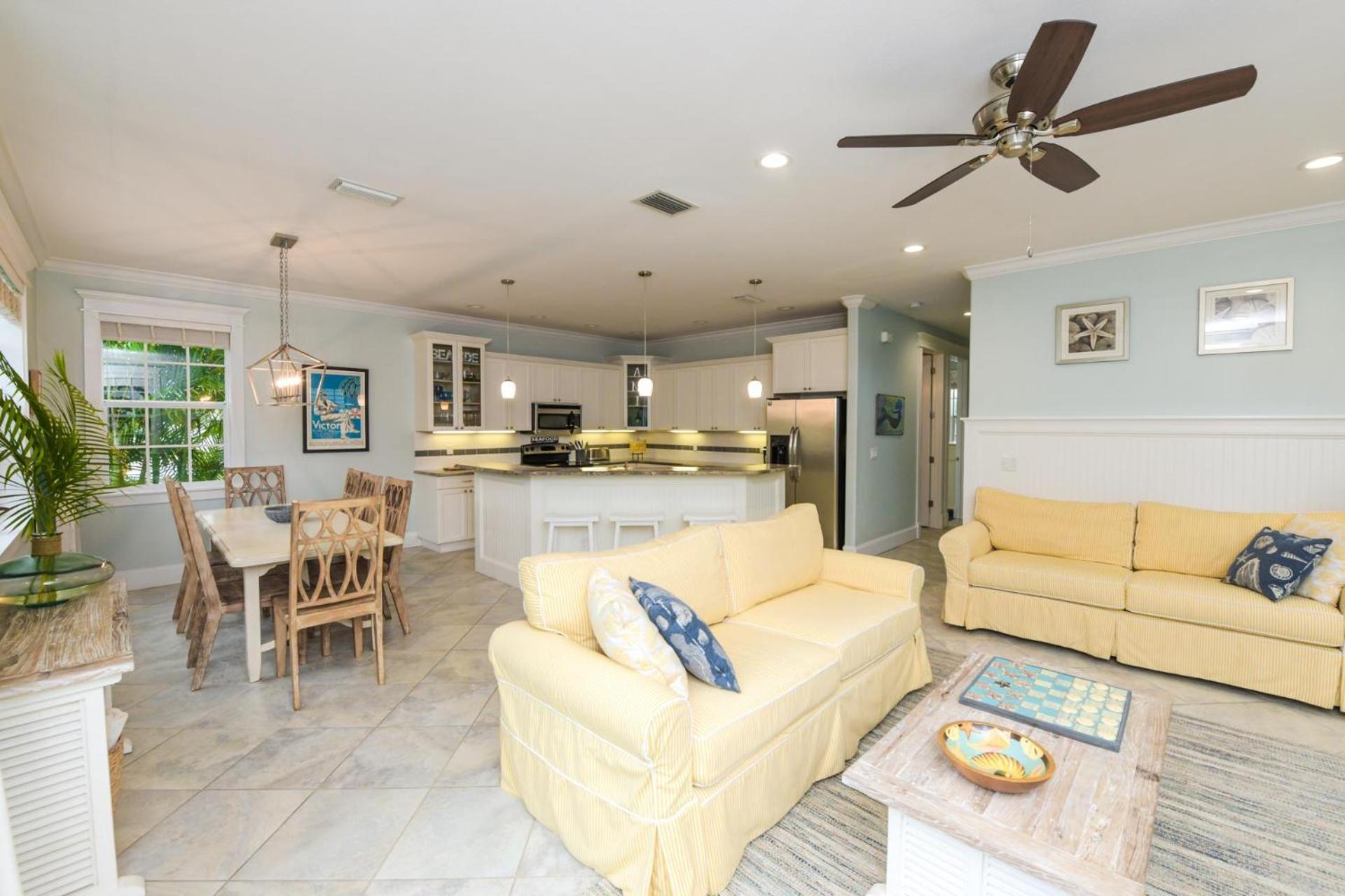 Four-Bedroom Vacation Home photo 2