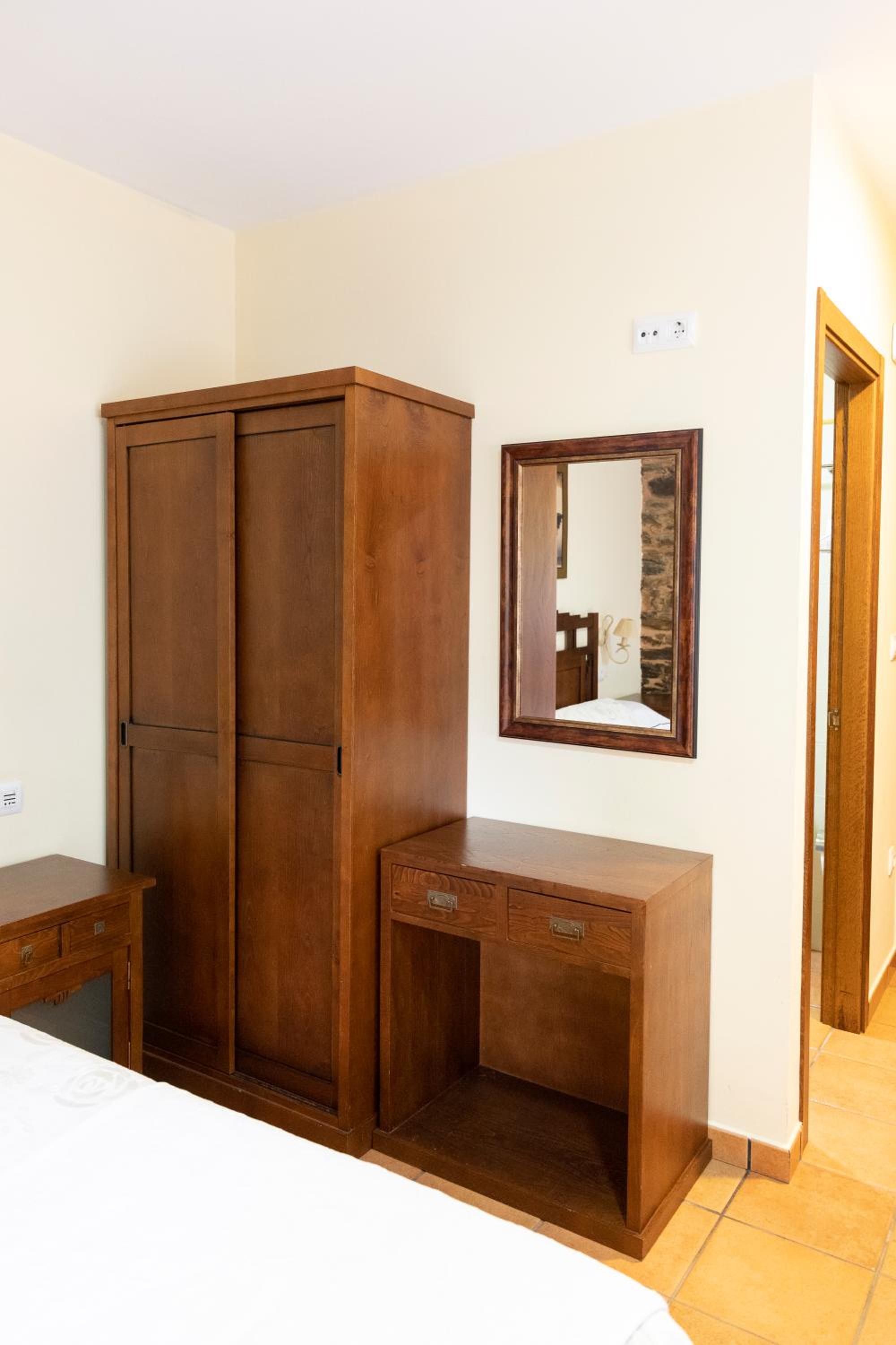 Studio (2 Adults) photo 2