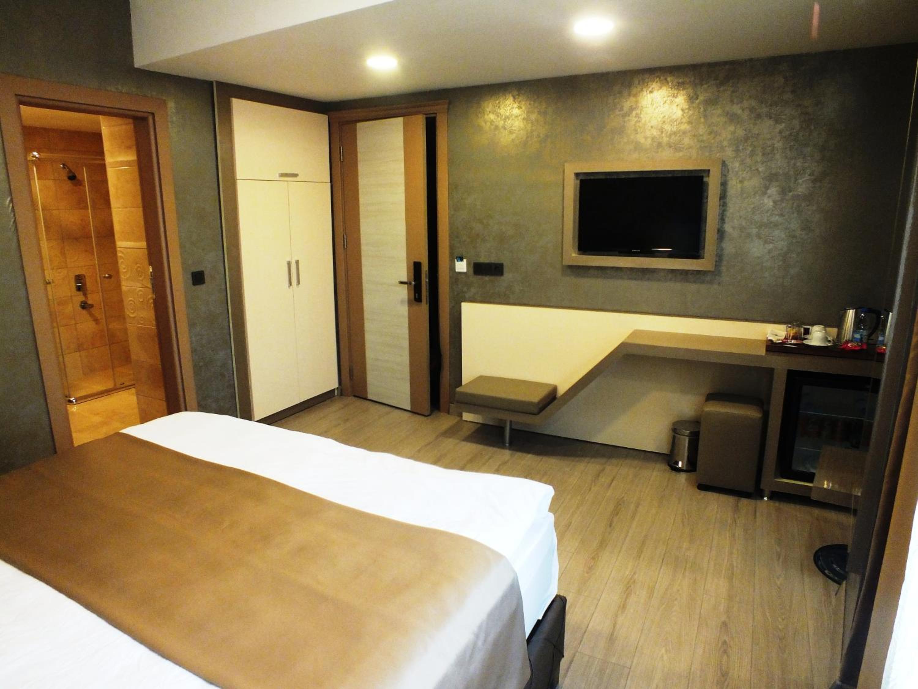 Single Room photo 3