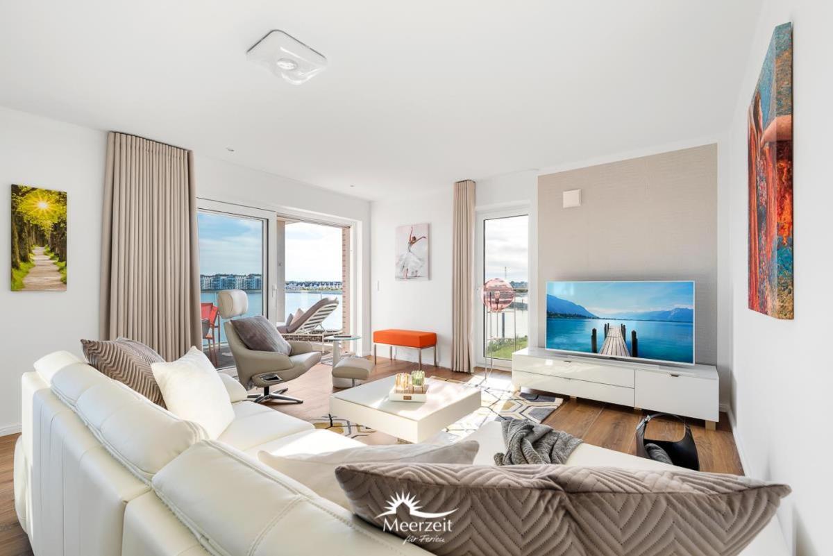 Apartment with Sea View photo 1