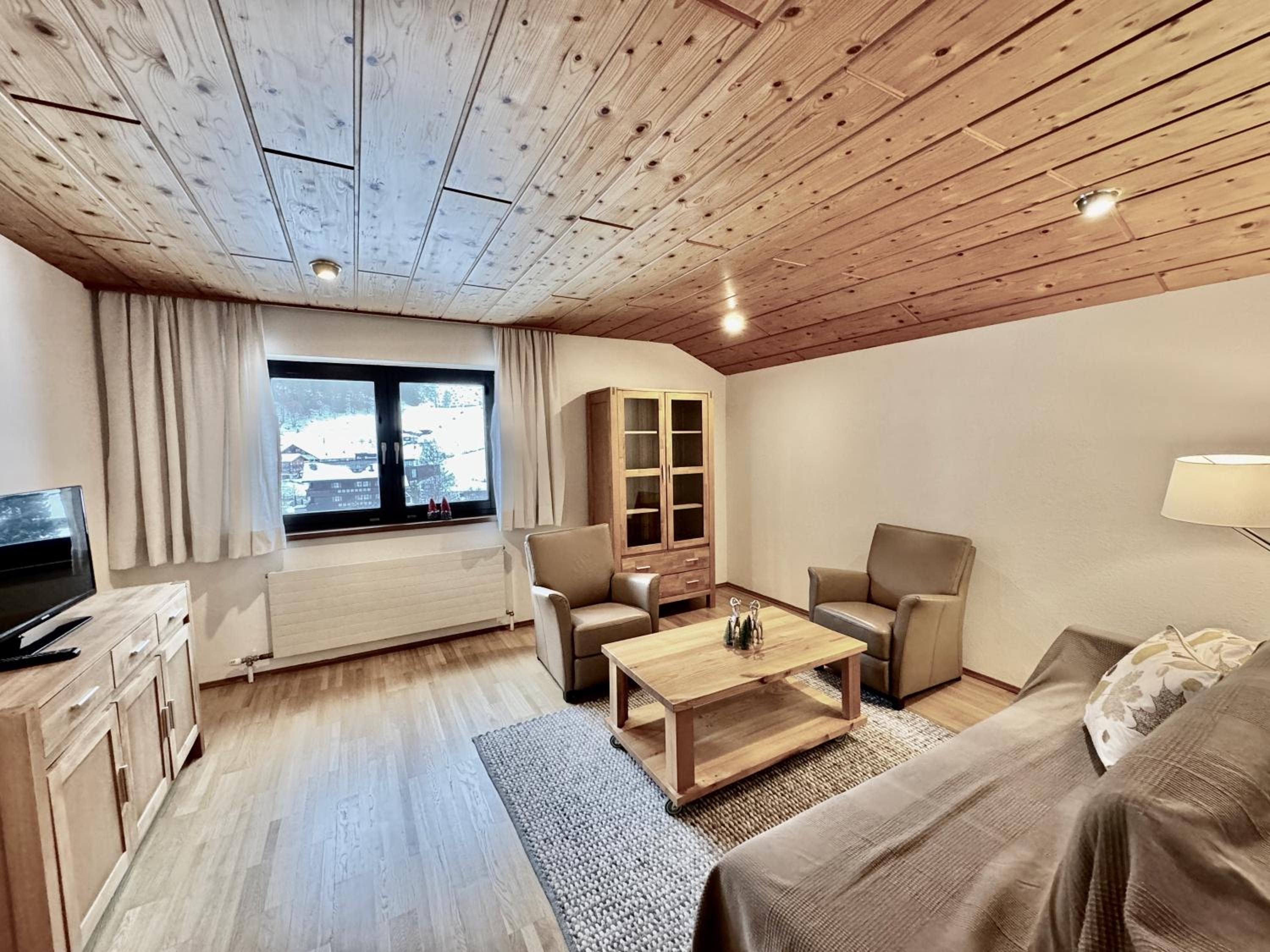 One-Bedroom Apartment photo 2