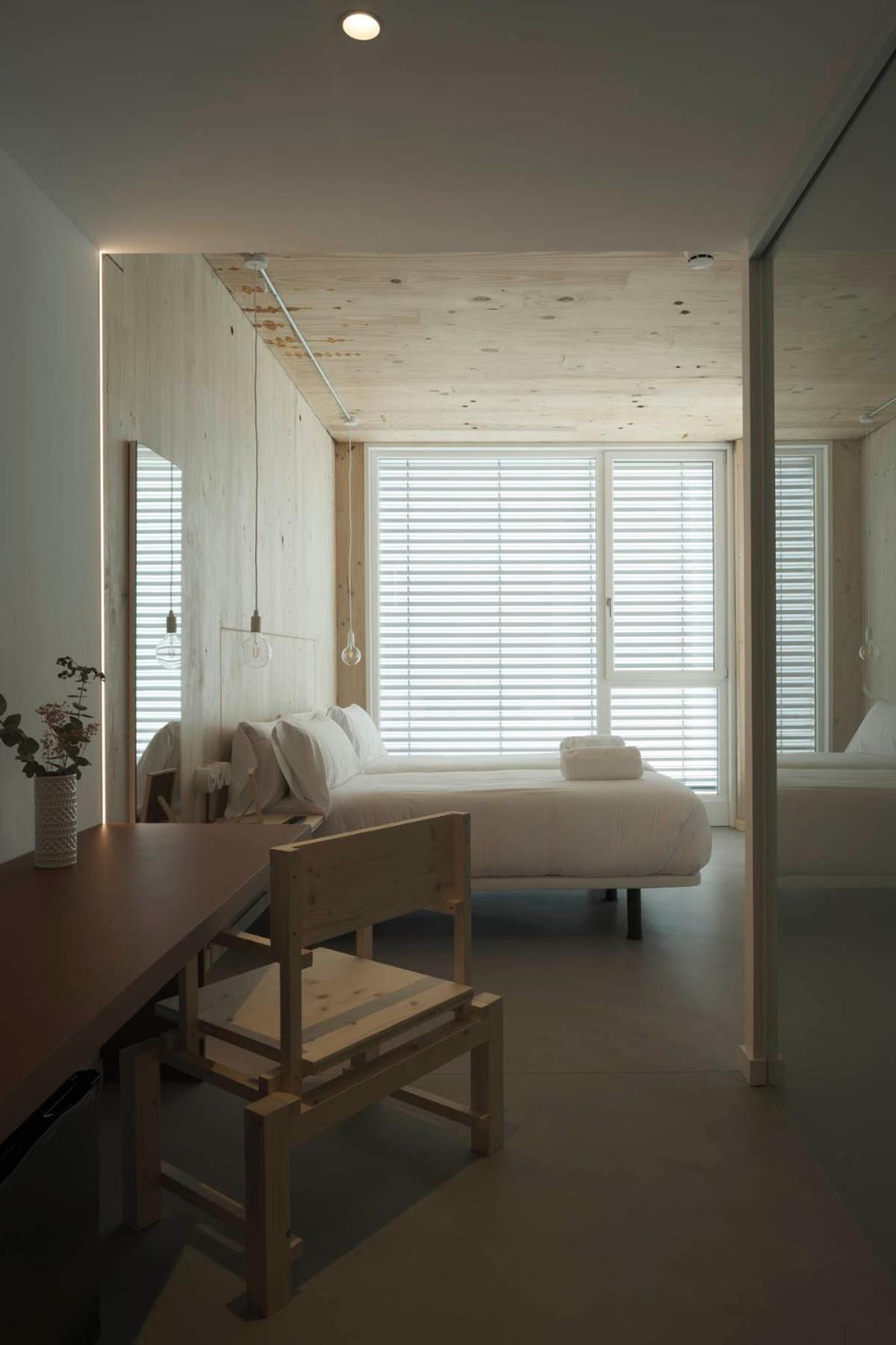 Double Room with Terrace - Photo 11