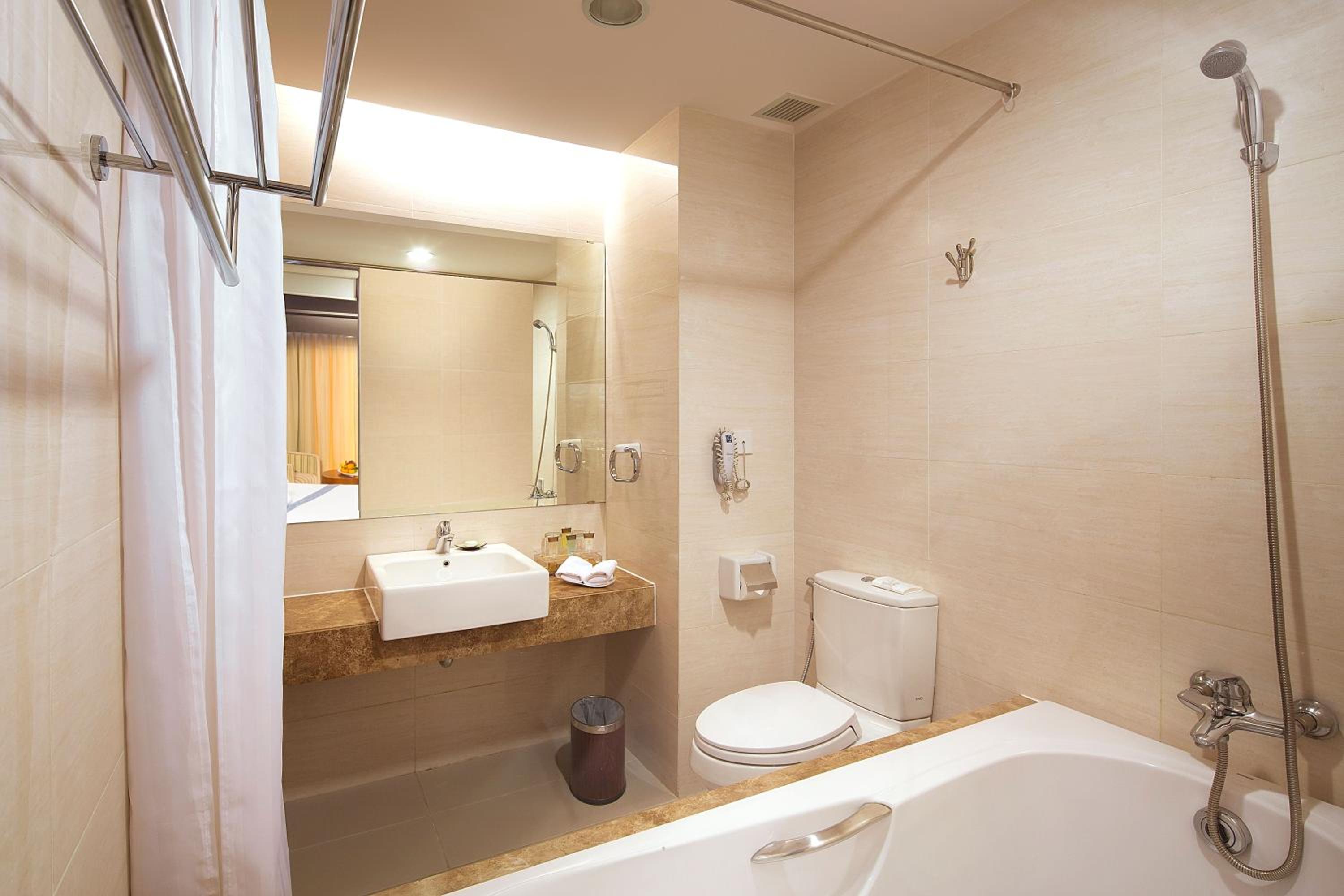 Junior Deluxe Twin Or King Ocean View + 24-Hour Rolling Stay photo 2