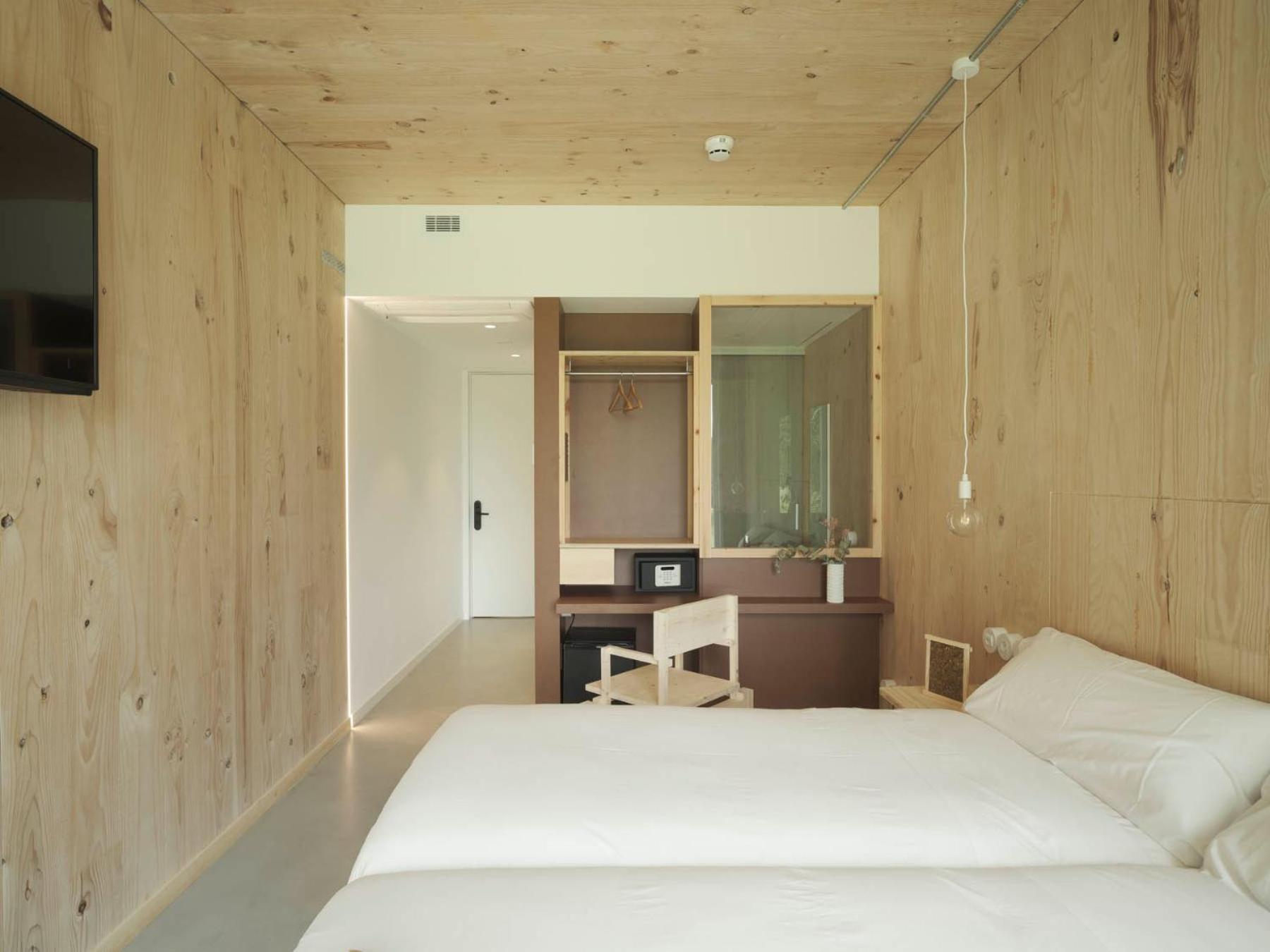Double Room with Terrace - Photo 13