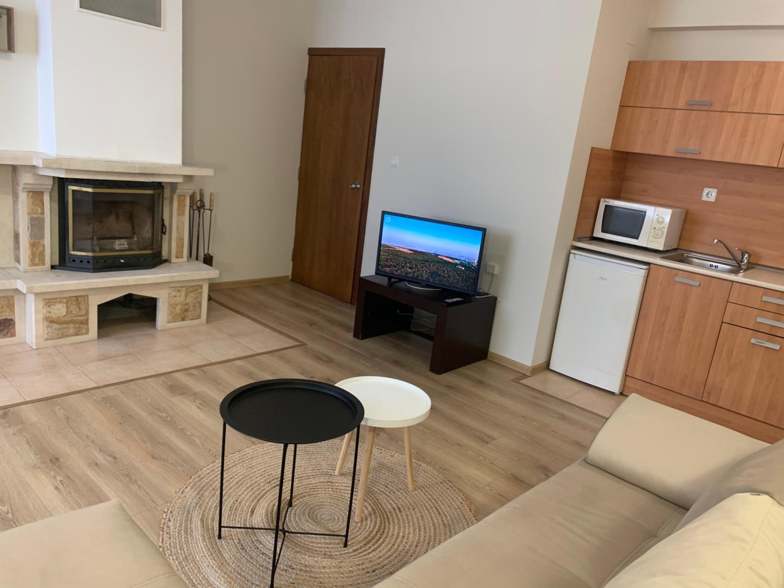 One-Bedroom Apartment - Photo 29