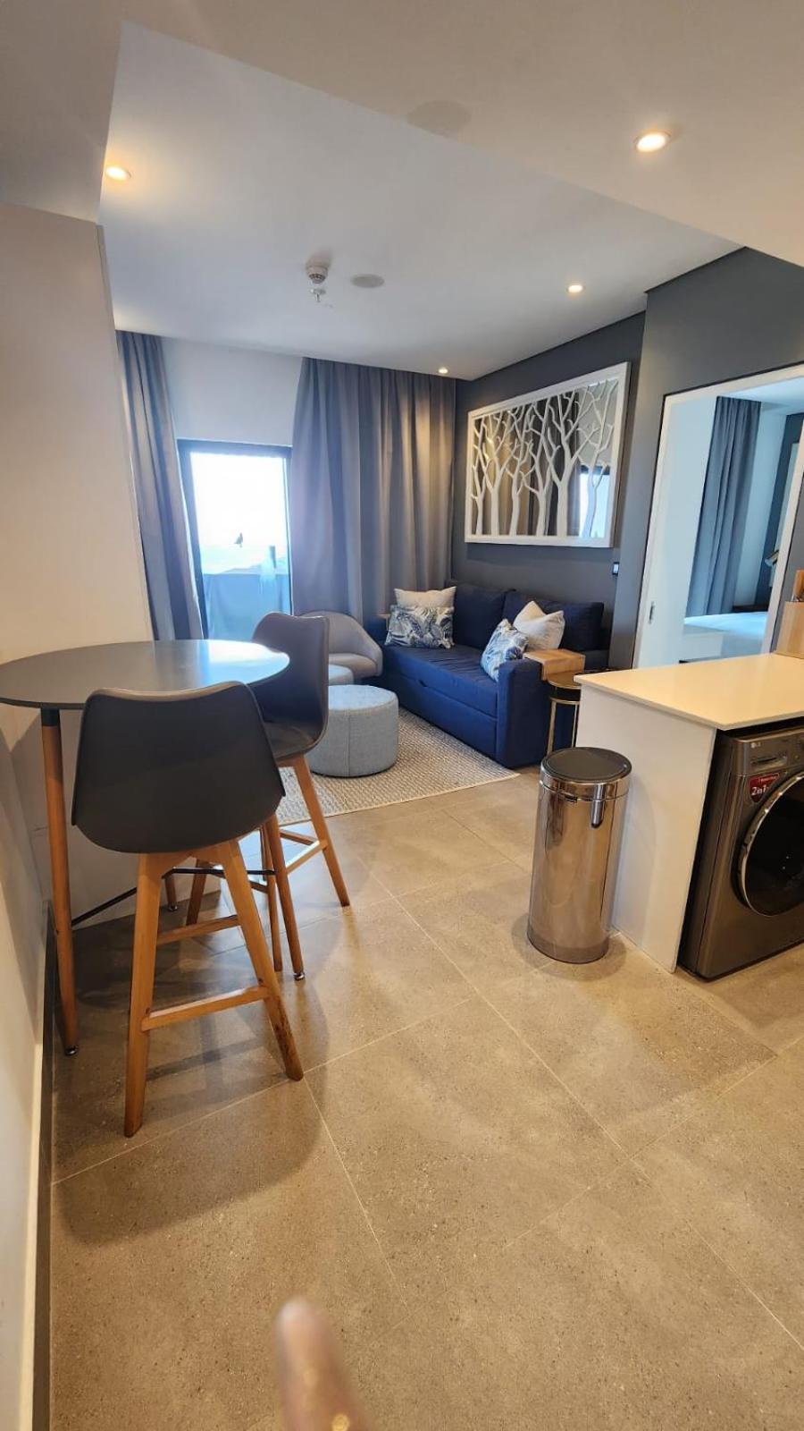 One-Bedroom Apartment with Balcony and Sea View photo 1