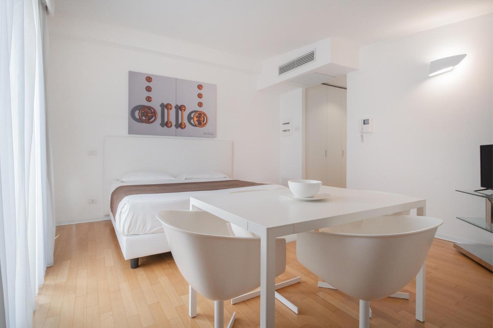 Double or Twin Room - Photo 1