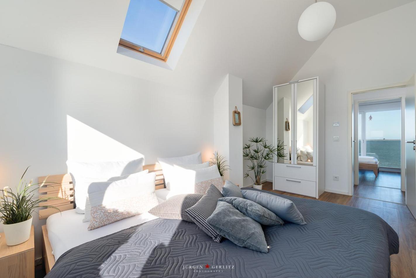 Apartment with Sea View photo 1