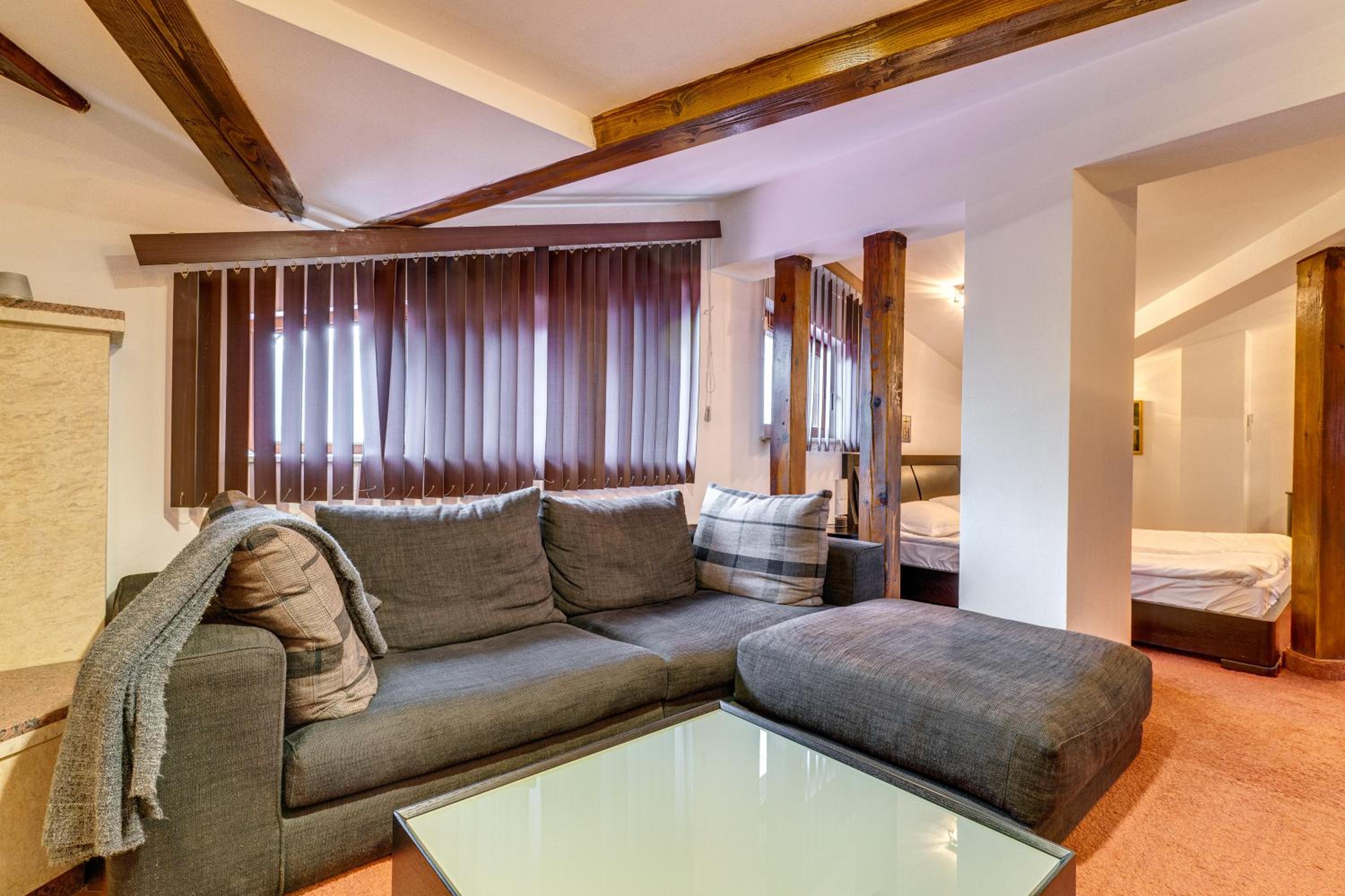 Two-Bedroom Deluxe Apartment