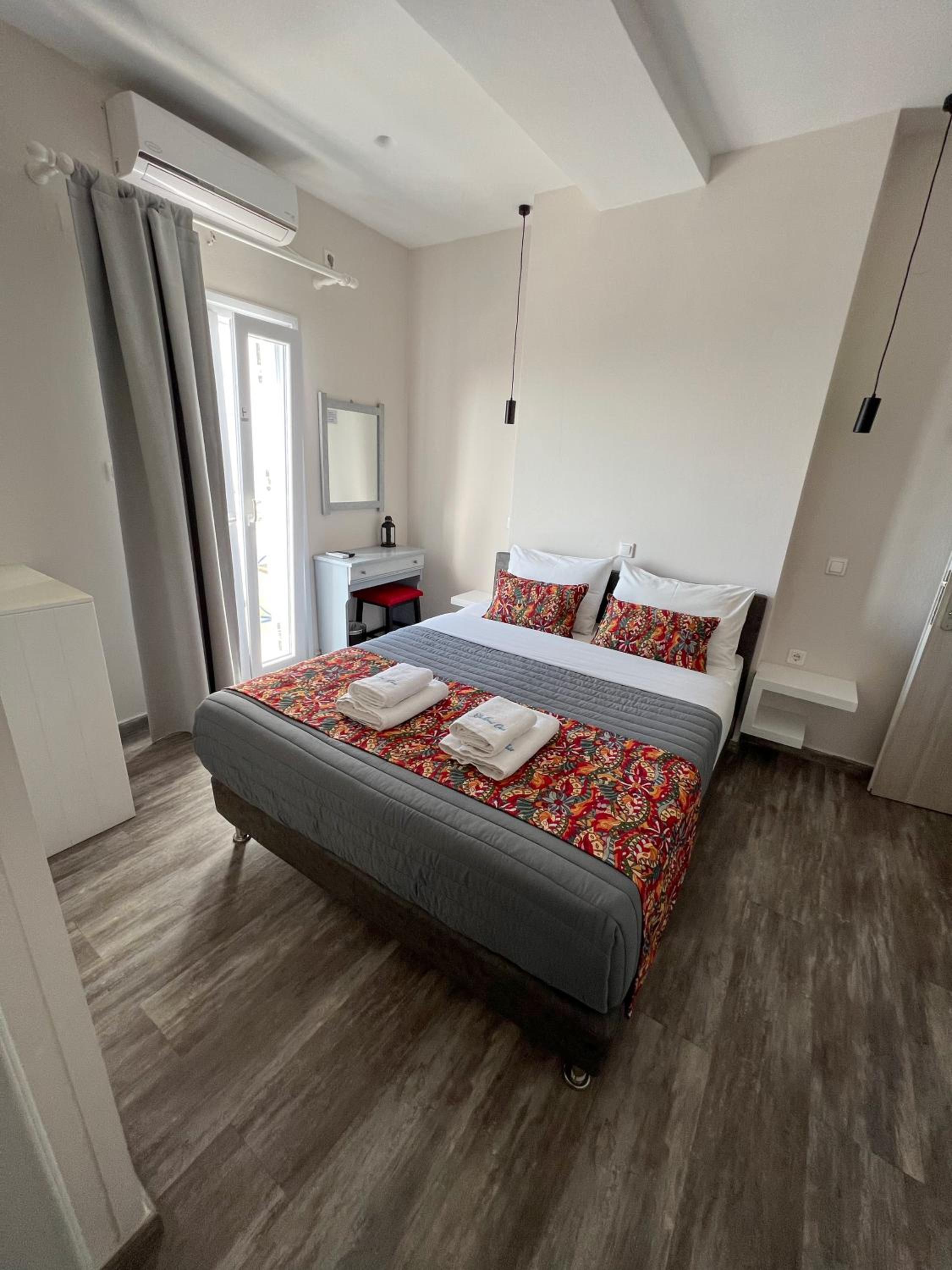 Double Room - Photo 4