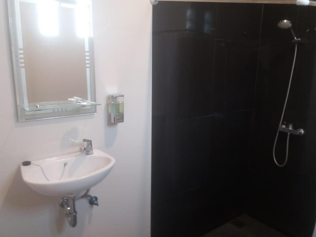 Standard Twin Room with Garden View - Photo 4
