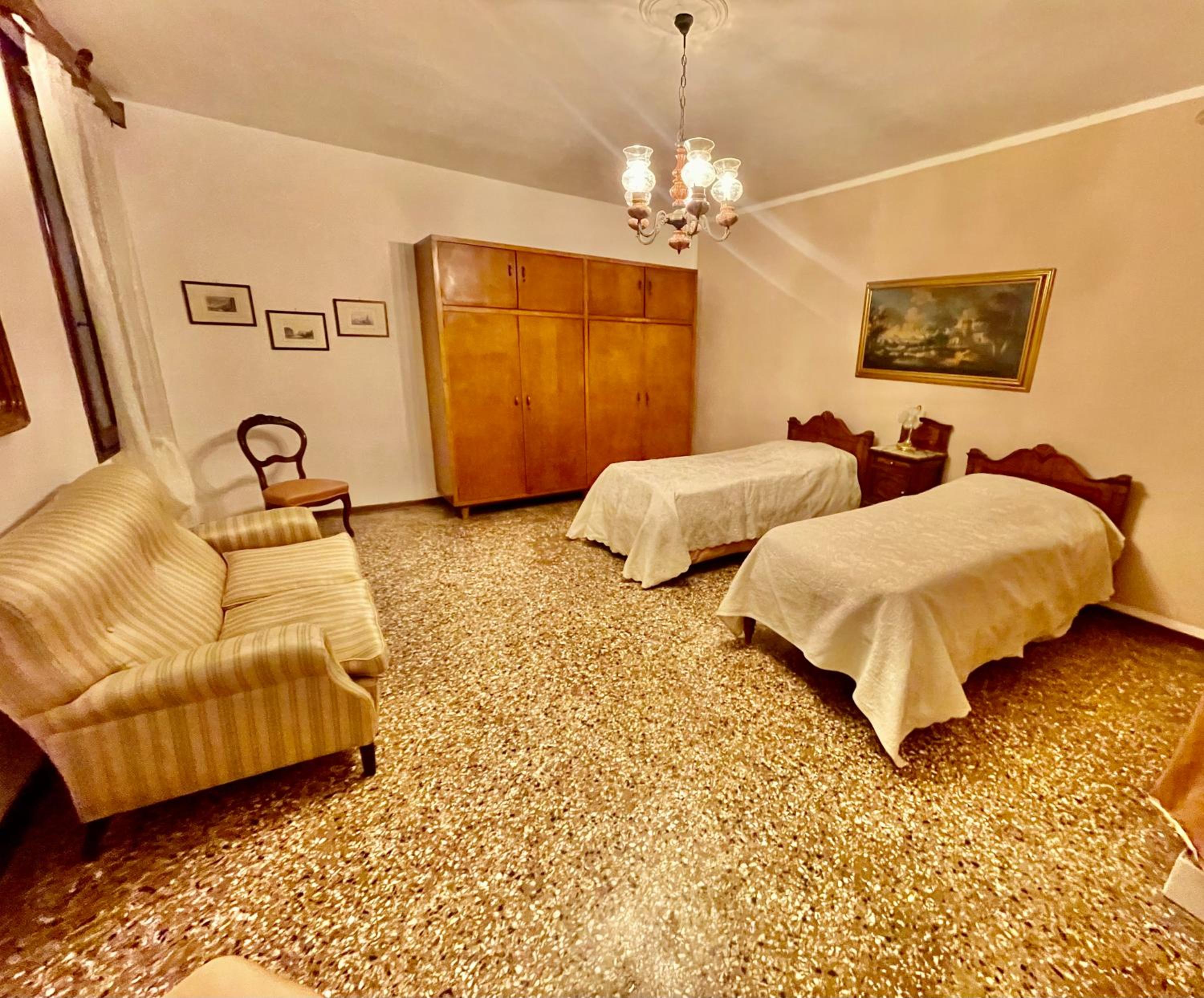 Presidential Suite photo 1