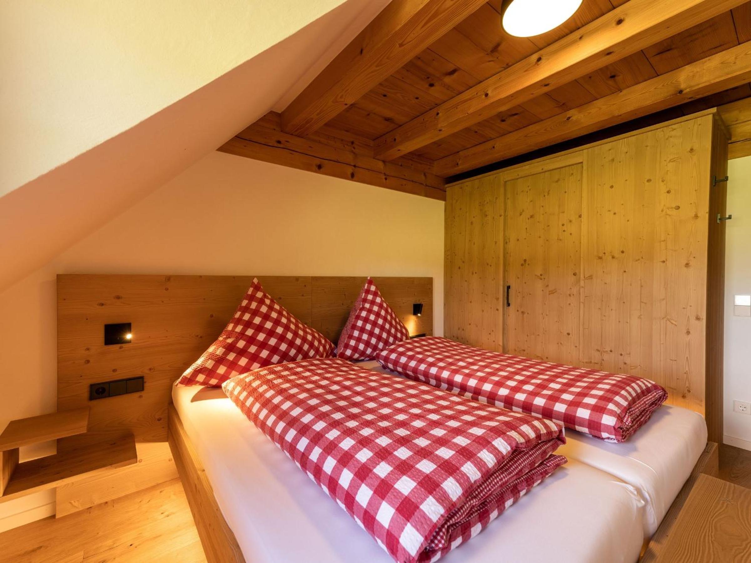 Two-Bedroom Deluxe Apartment with Garden View