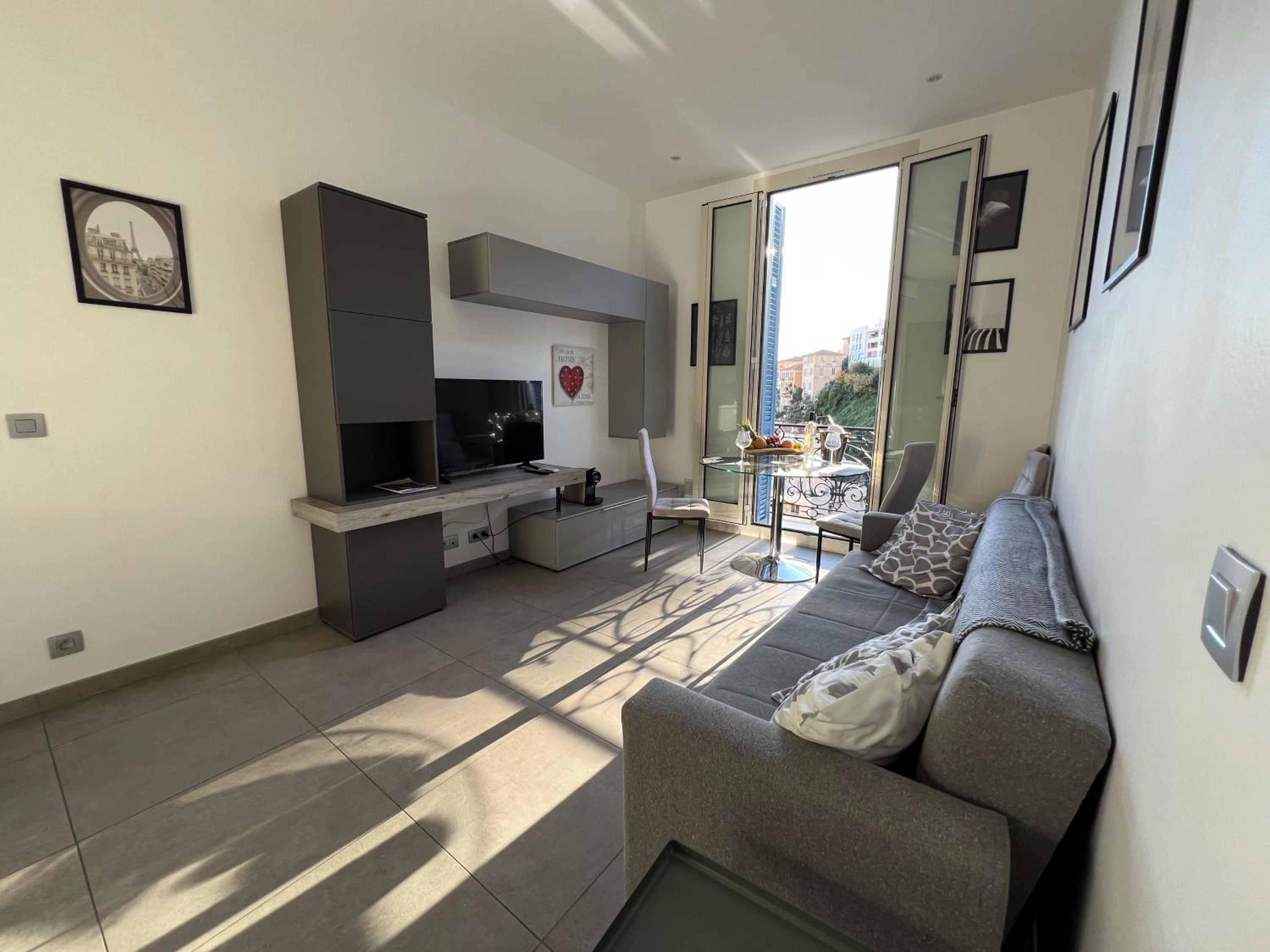 Two-Bedroom Apartment - Photo 12