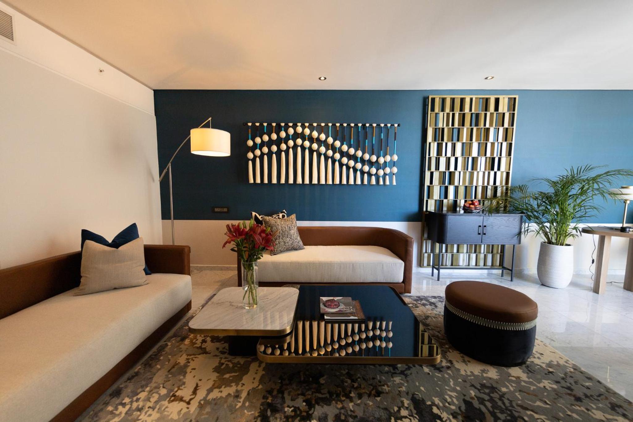 Regency Suite - Photo 3