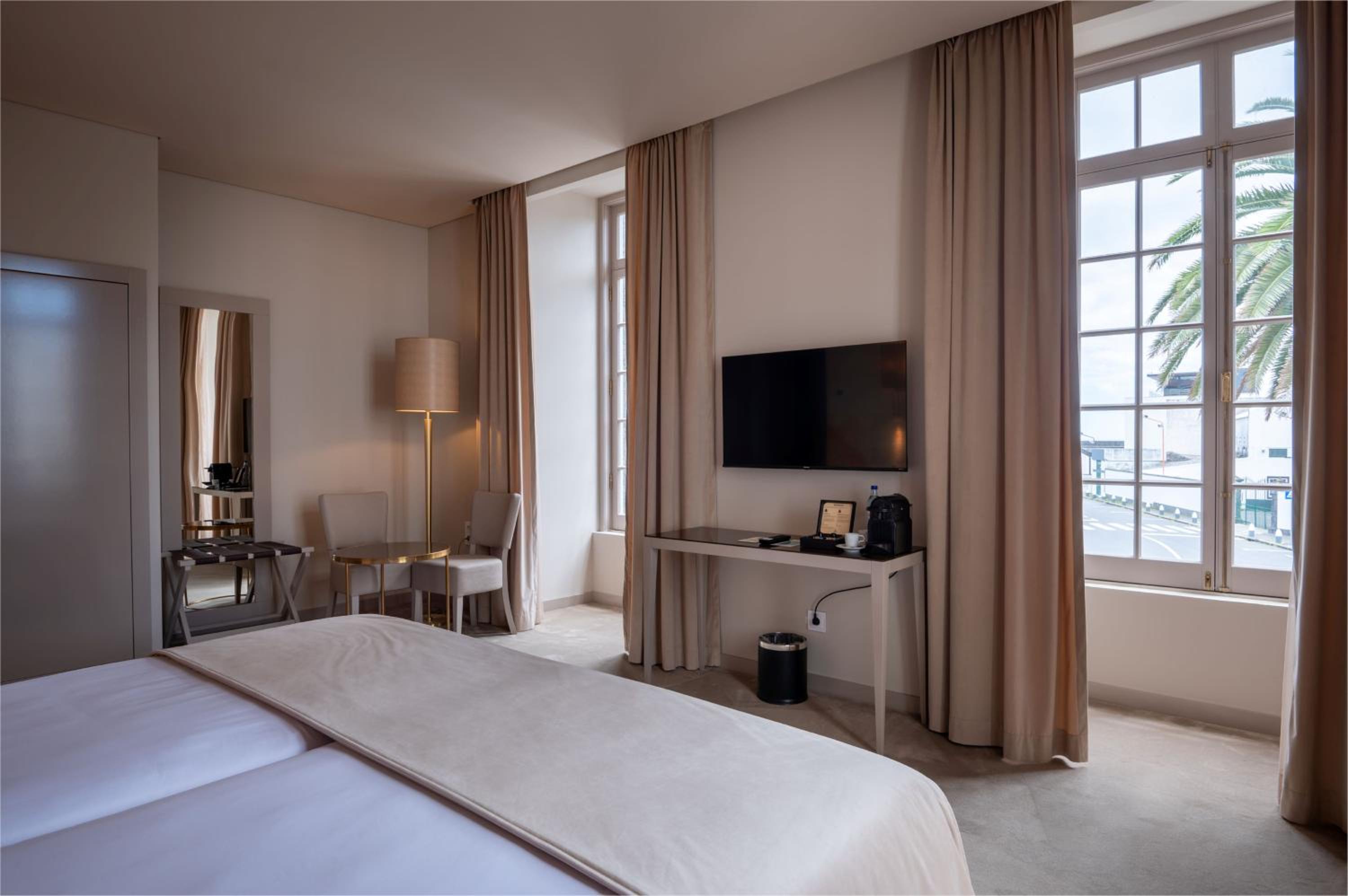 Superior Twin Room - Photo 2