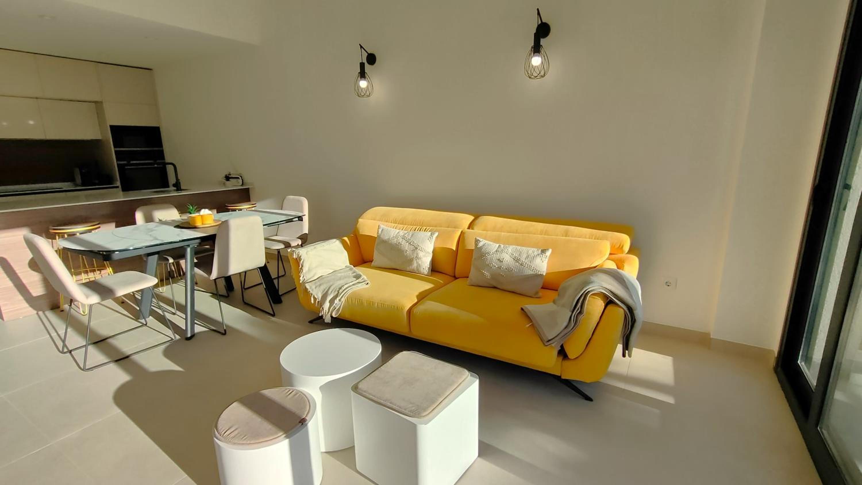 Apartamento con vista a la piscina