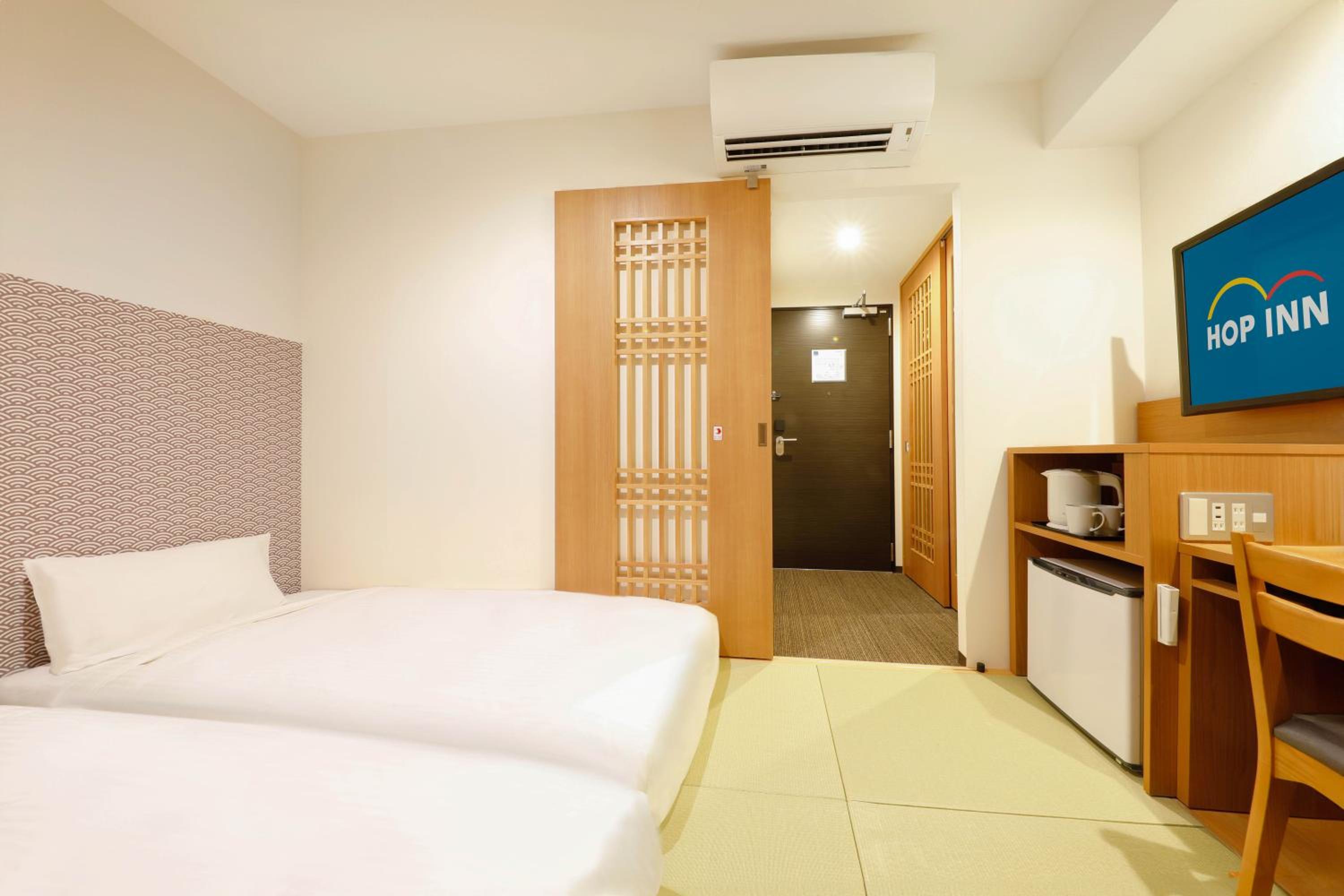 Japanese-Style Twin Room - Photo 1