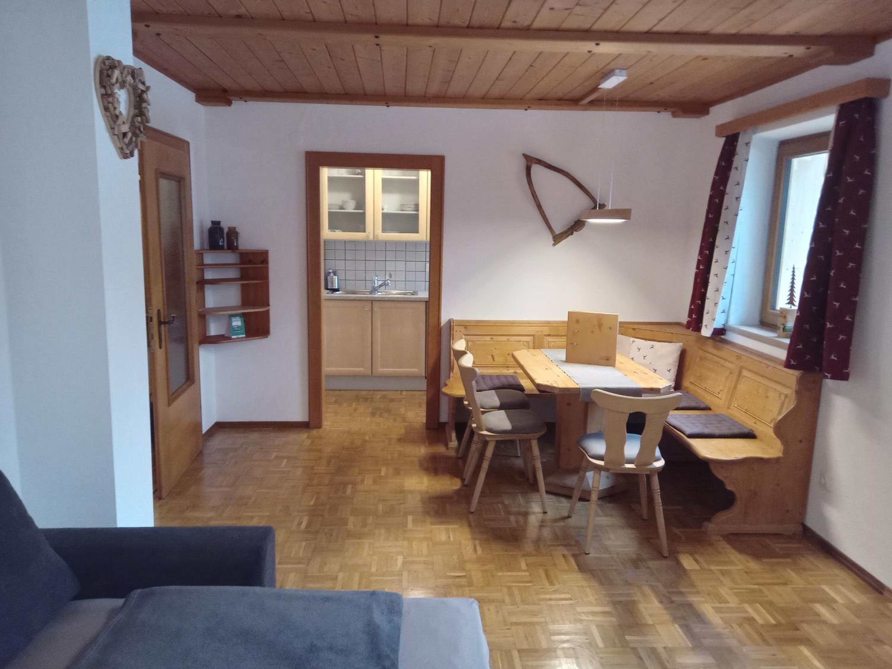 Apartment photo 3