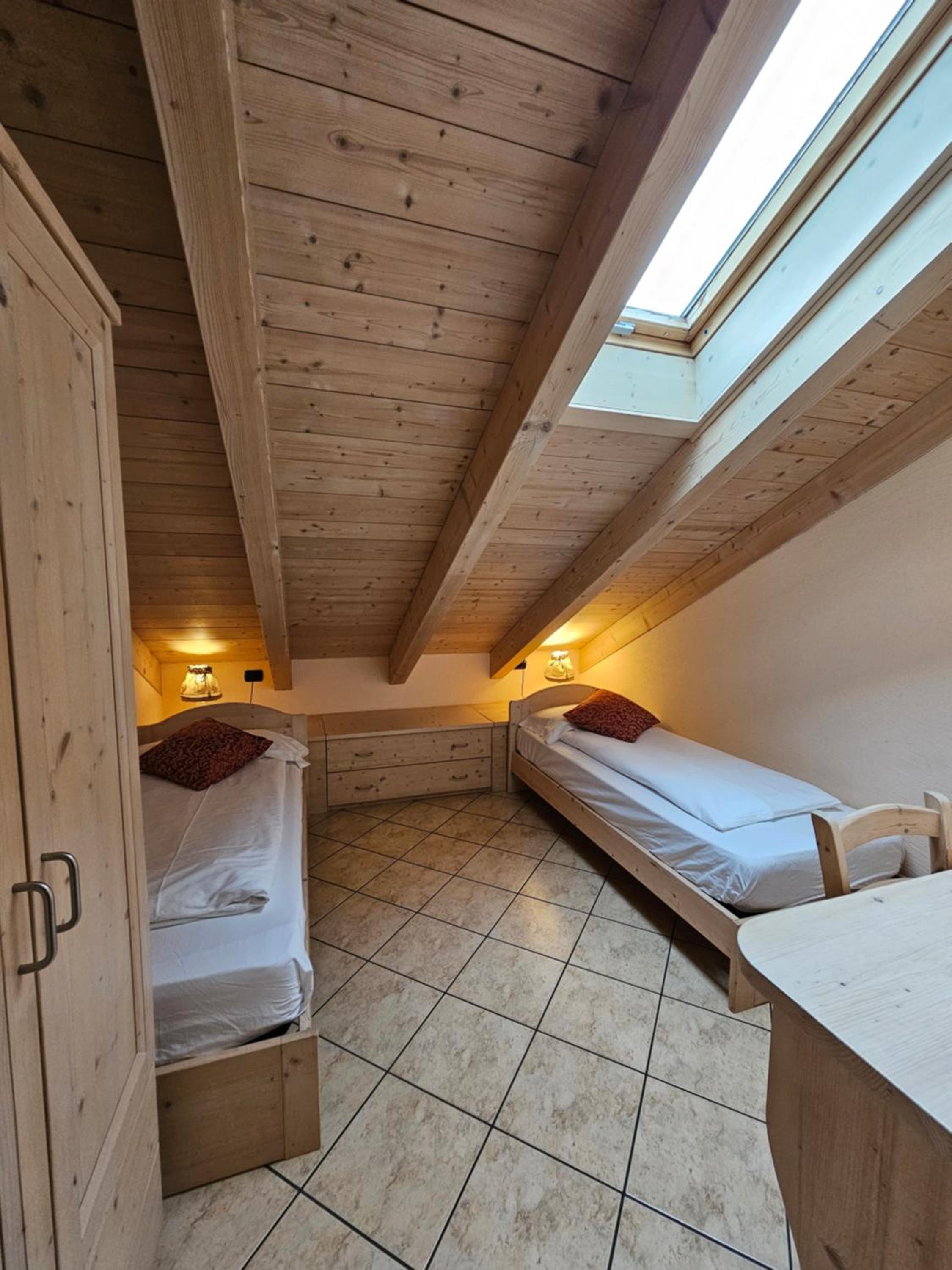 Two-Bedroom Apartment with Balcony photo 1