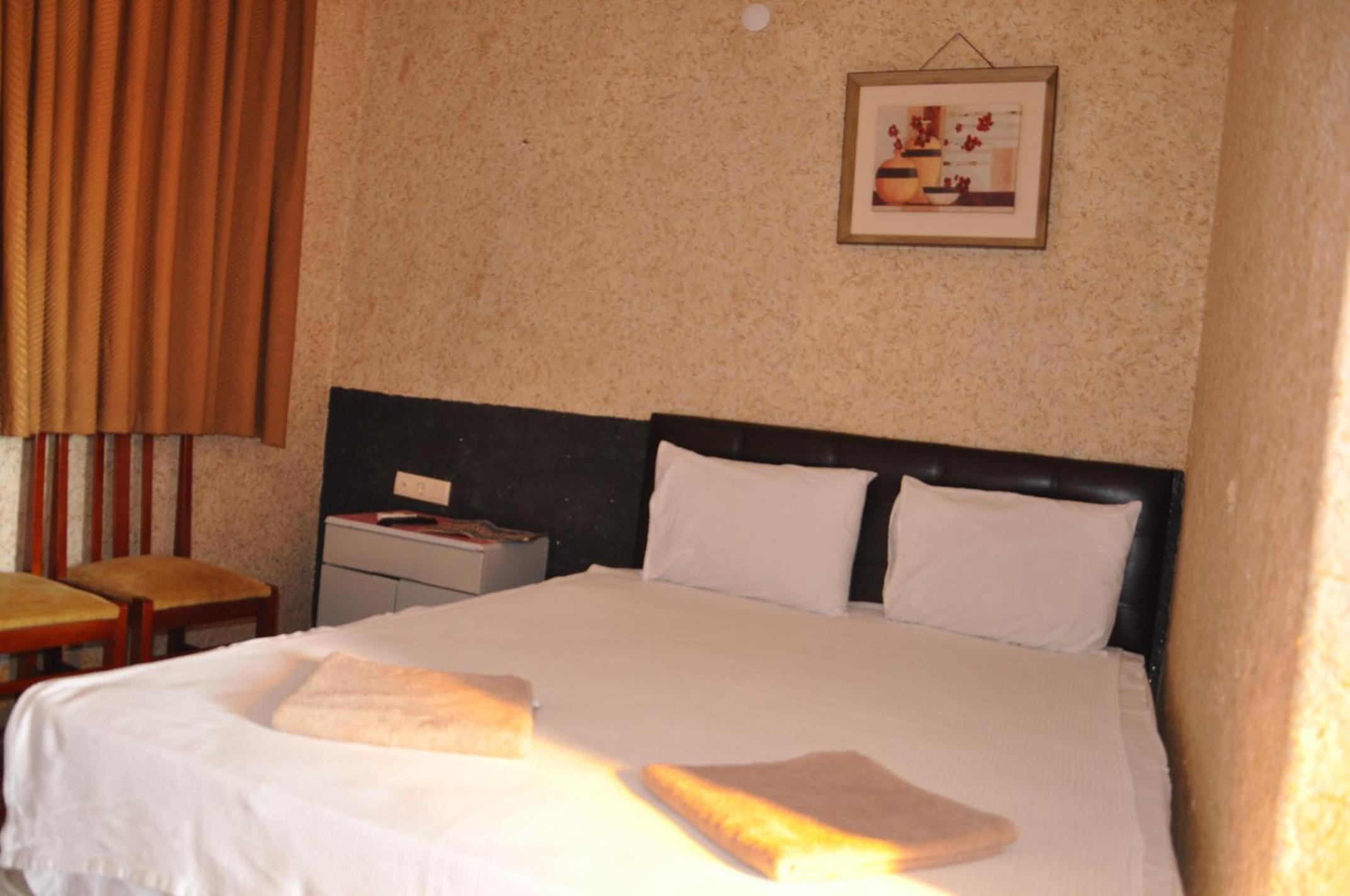 Standard Double Room photo 2