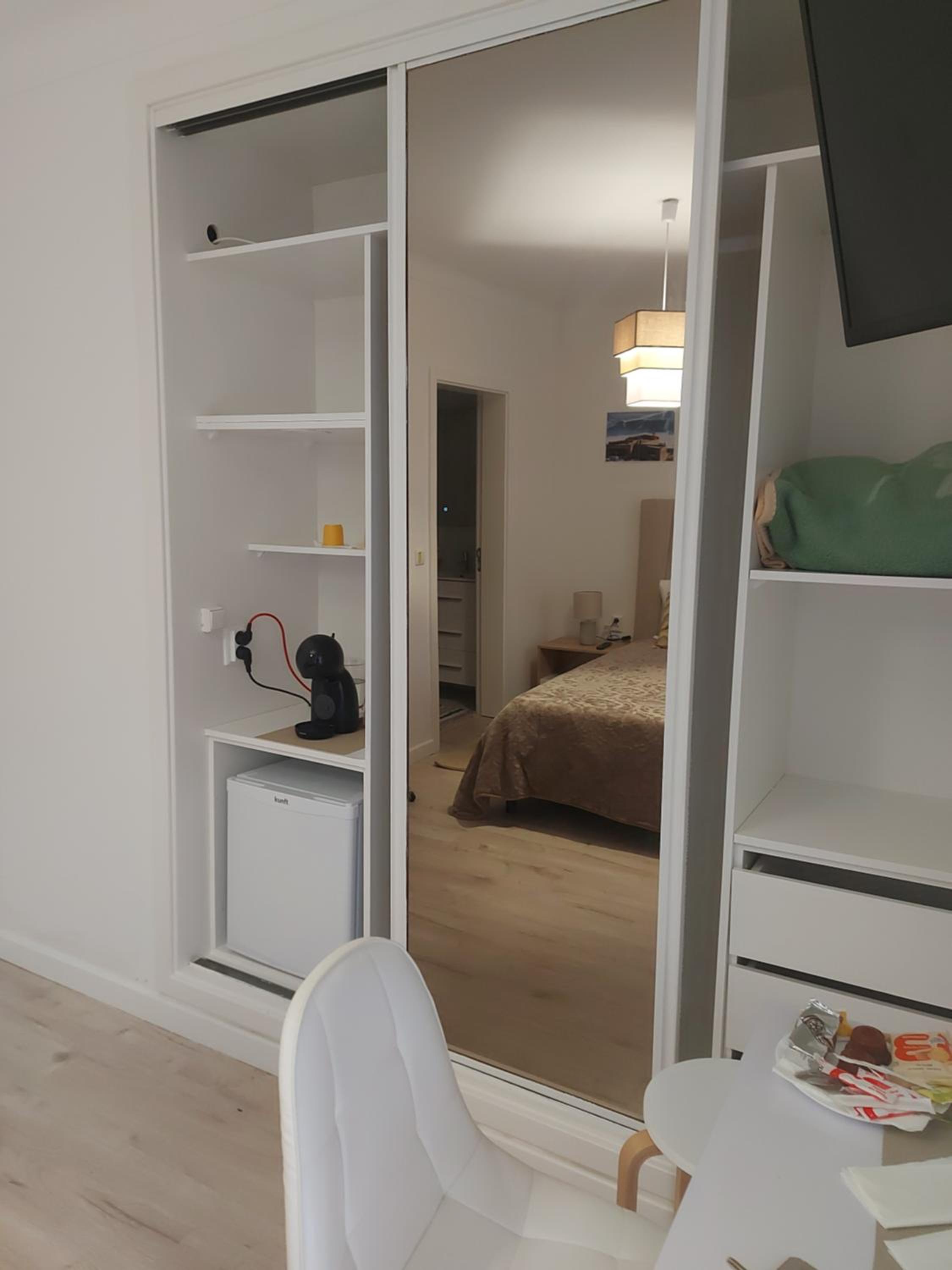 Double Room - Photo 3