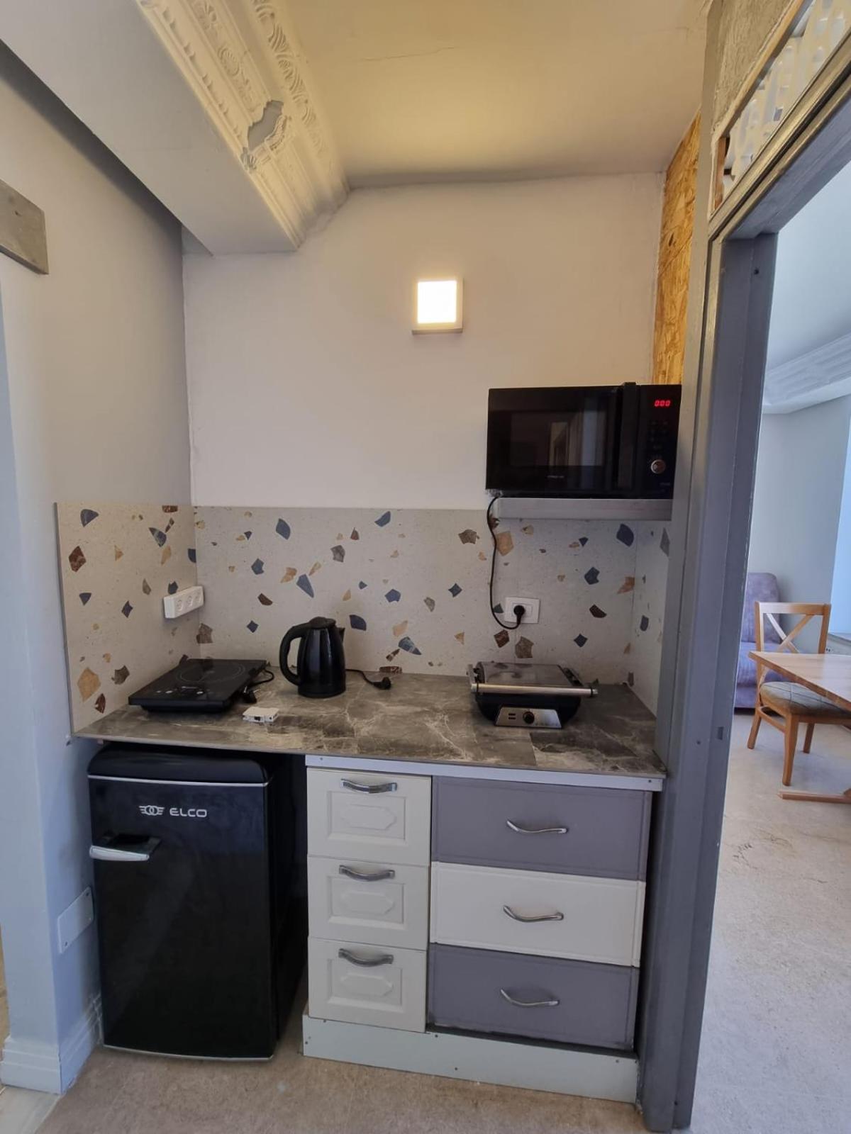 Apartment photo 3