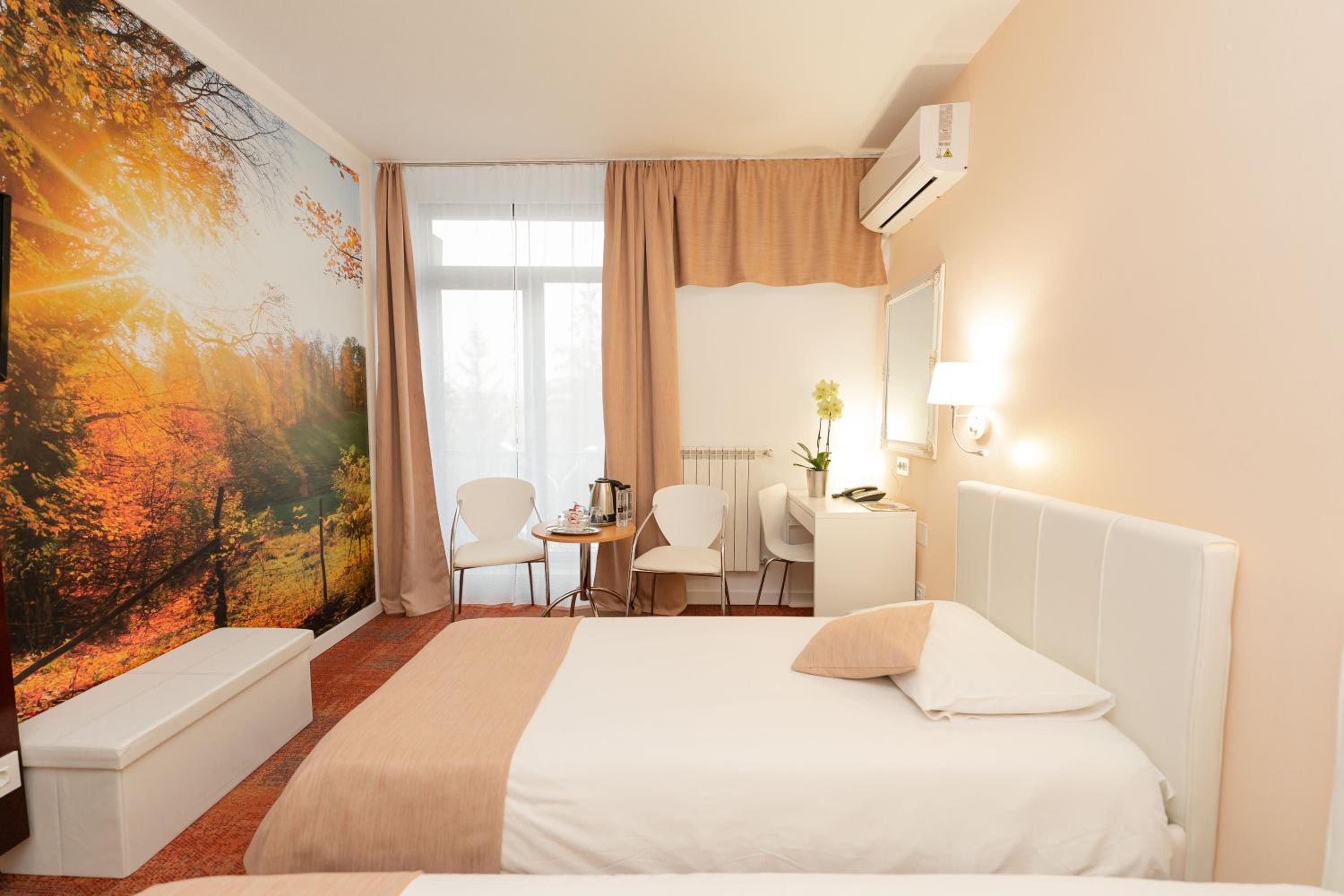 Standard Twin Room photo 3
