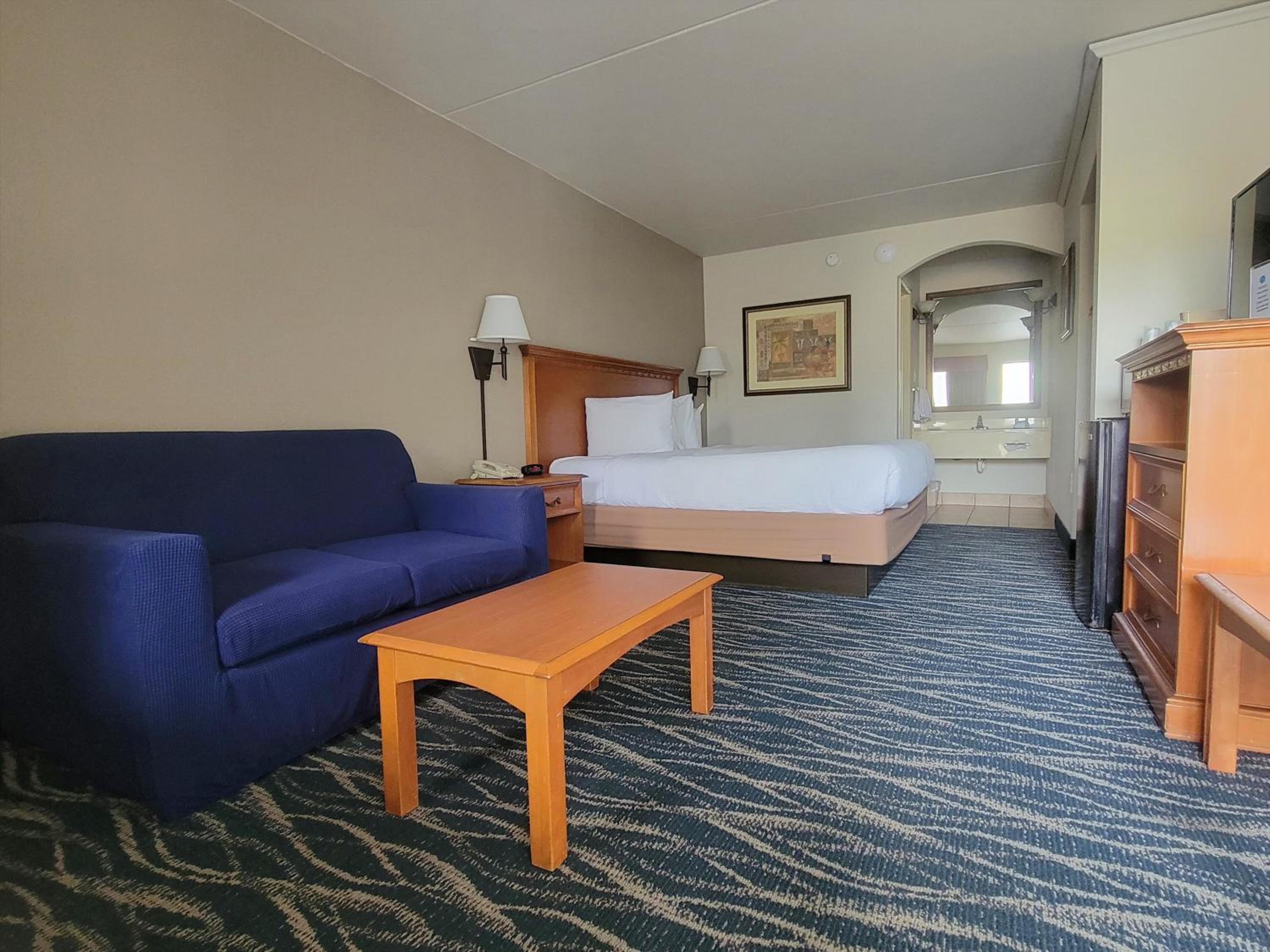 Deluxe King Room