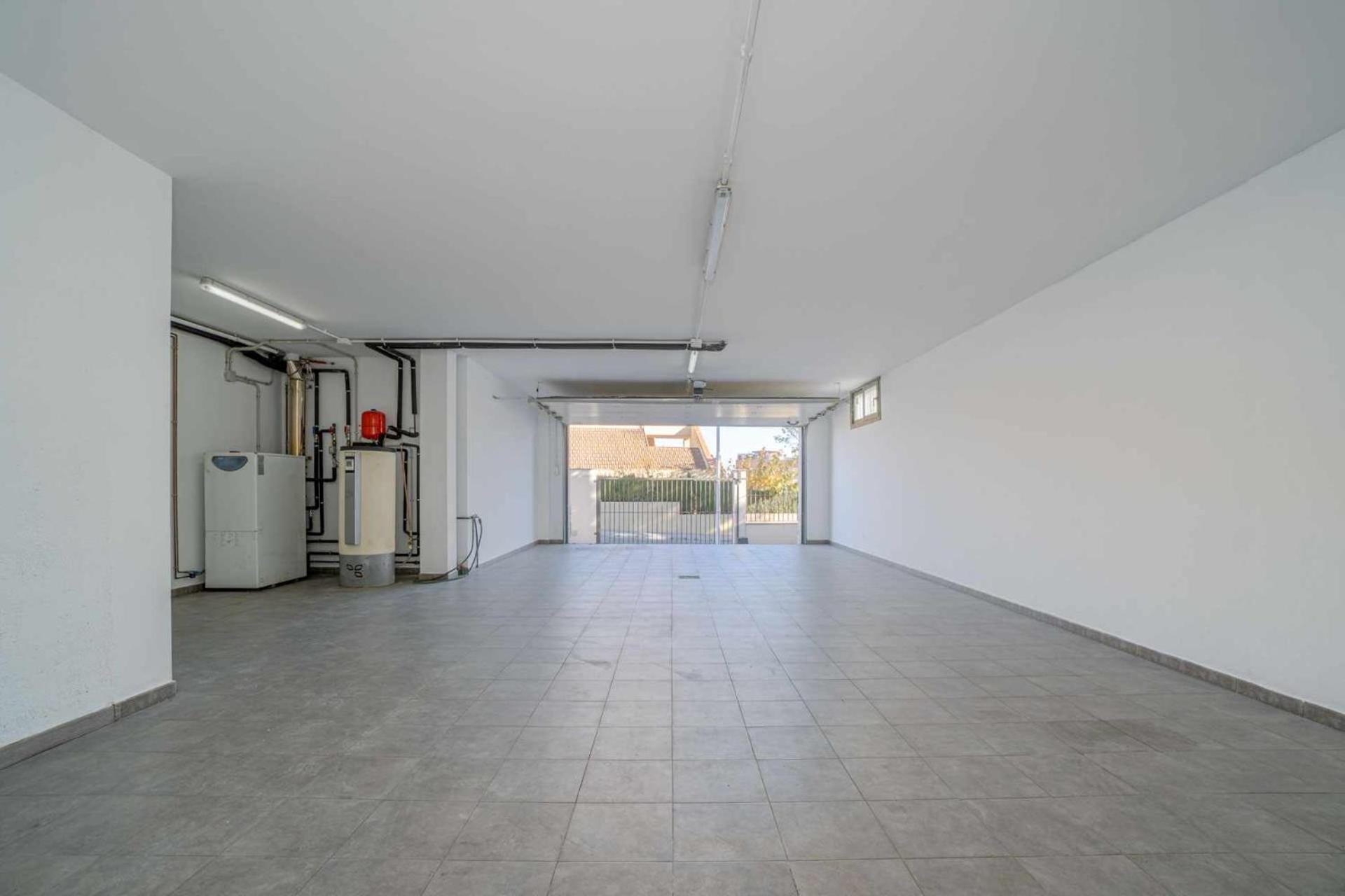 Villa photo 2