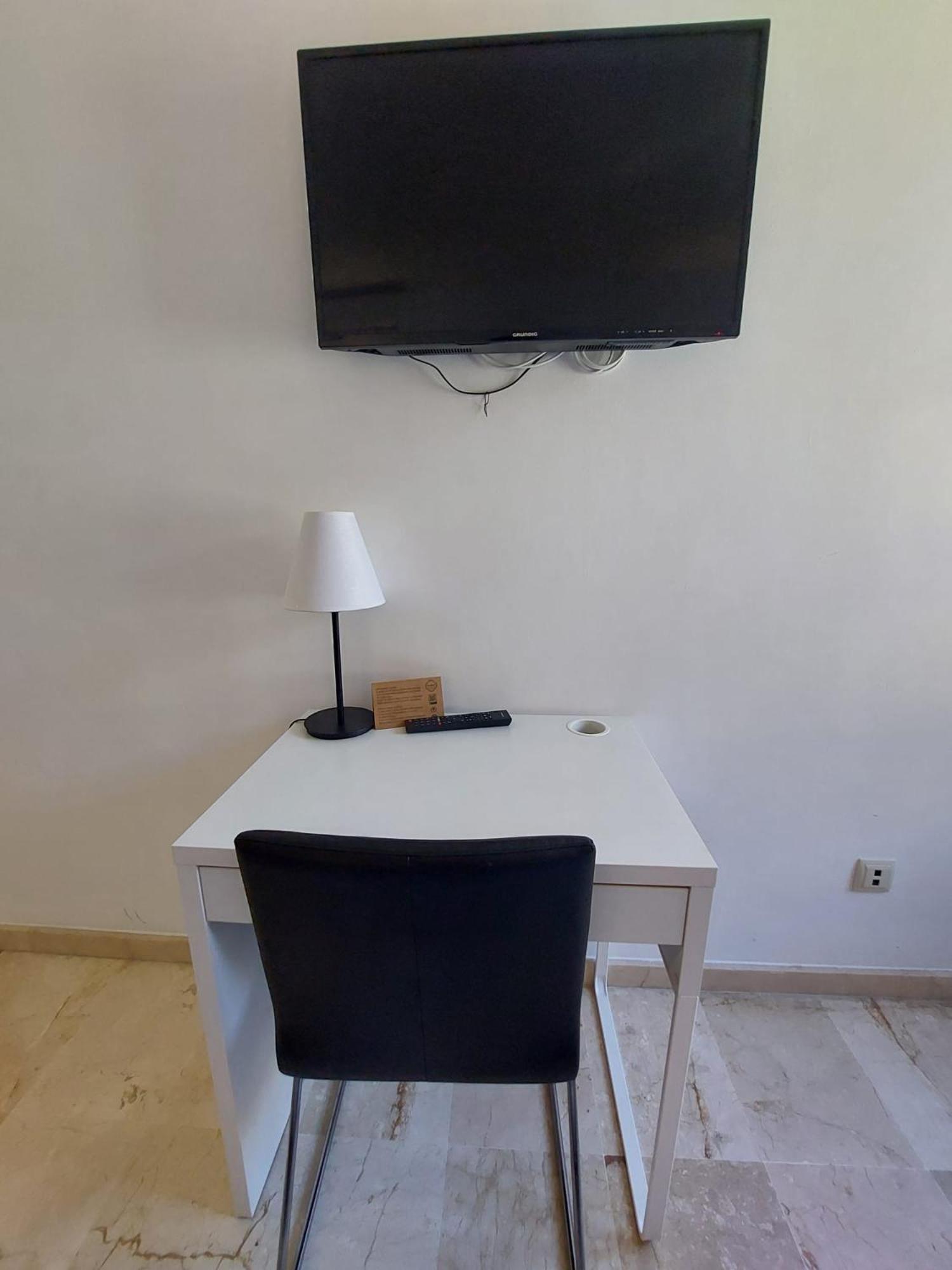 Double or Twin Room - Photo 72