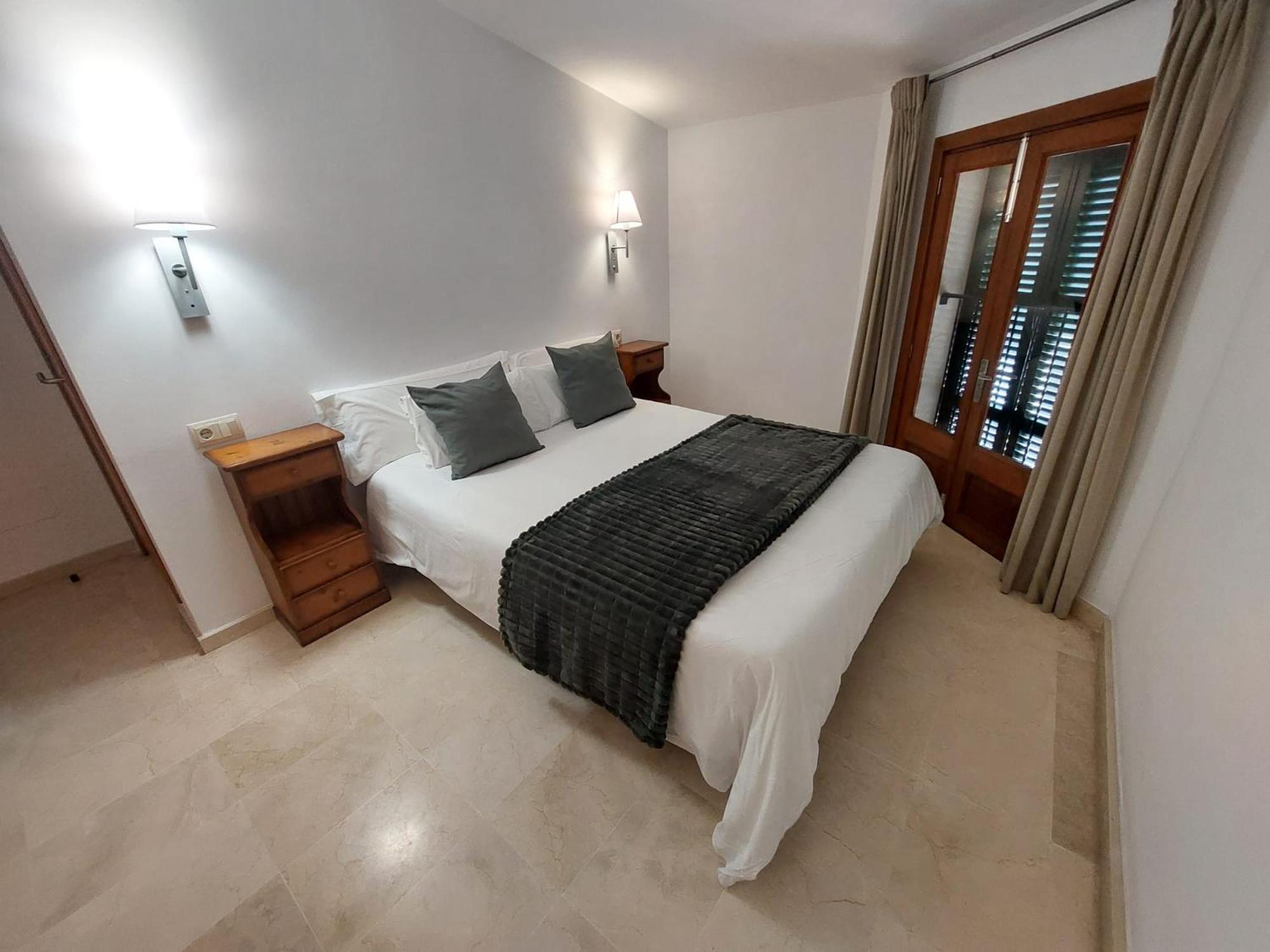 Double or Twin Room - Photo 78