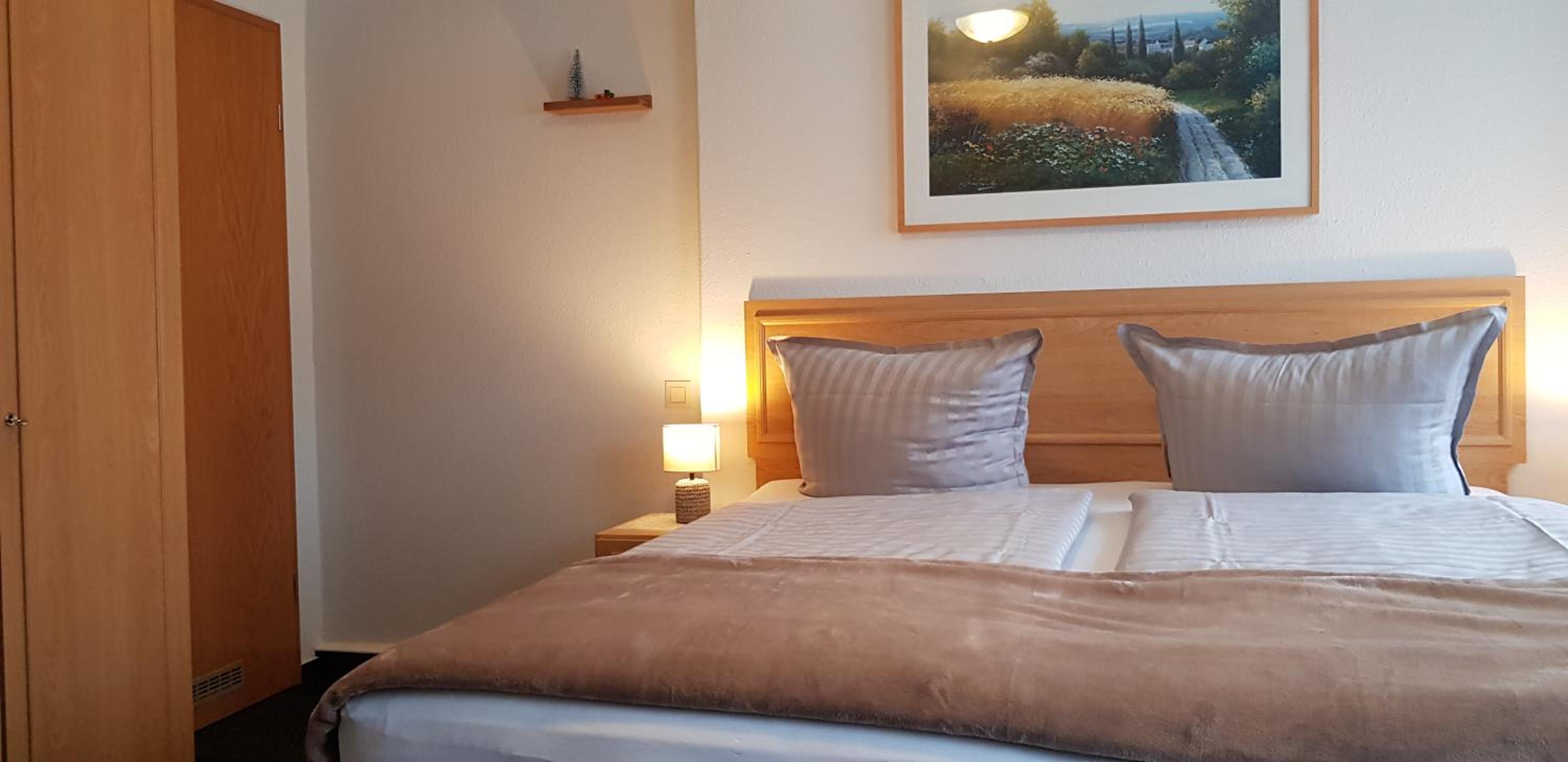 Double Room with Private Bathroom photo 1