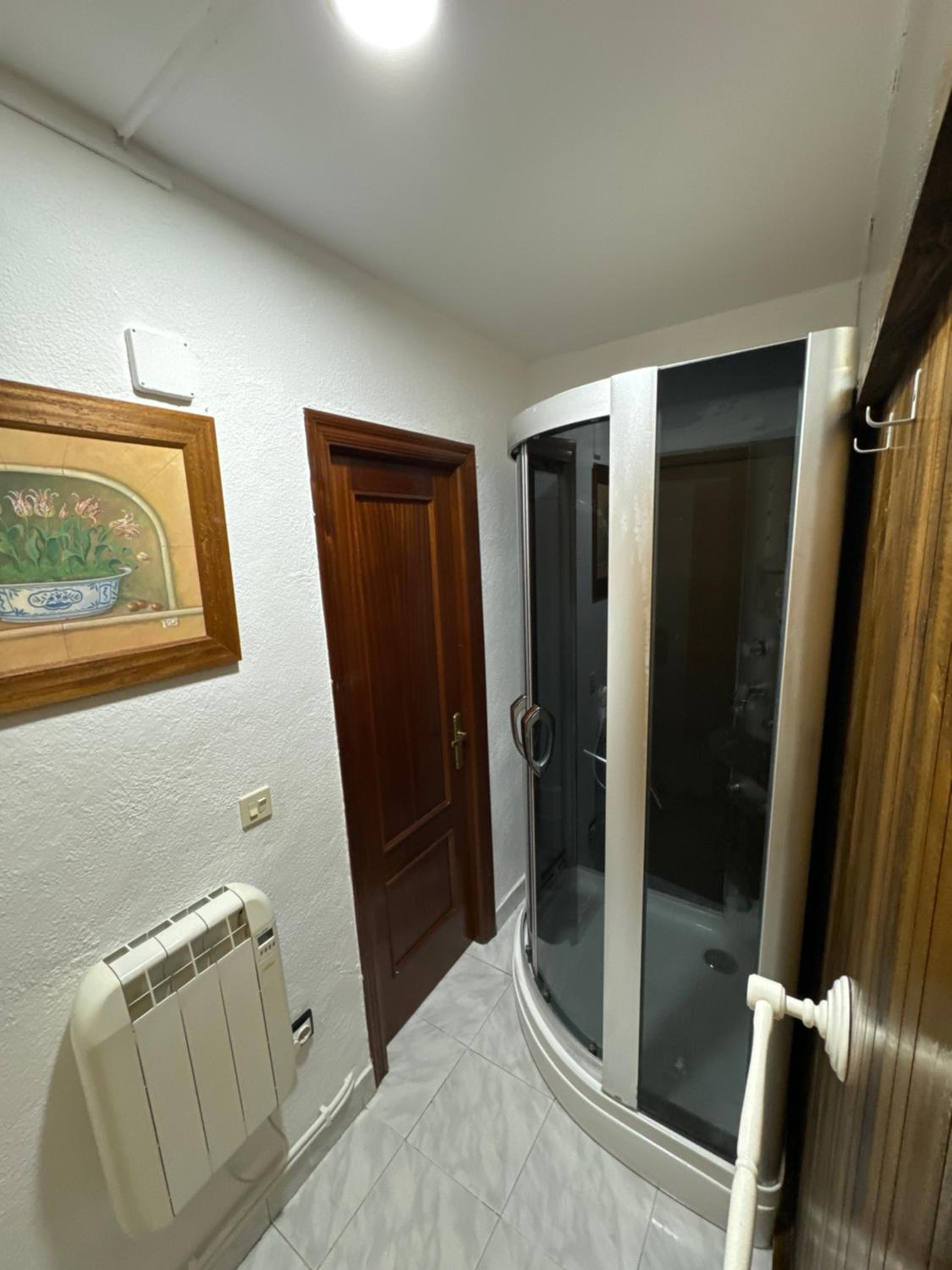 Apartment - Split Level - Photo 5