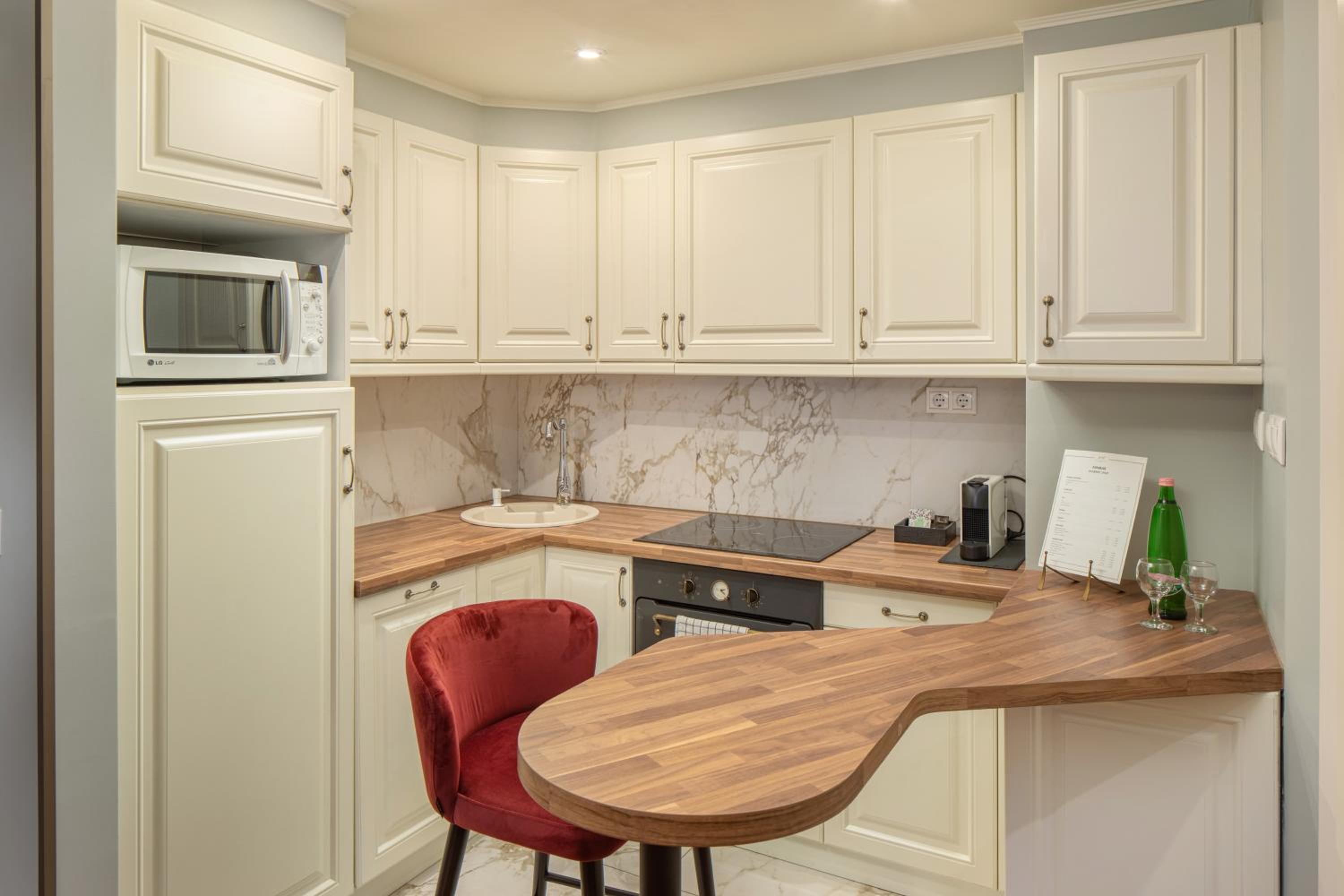 Junior Suite - Photo 10