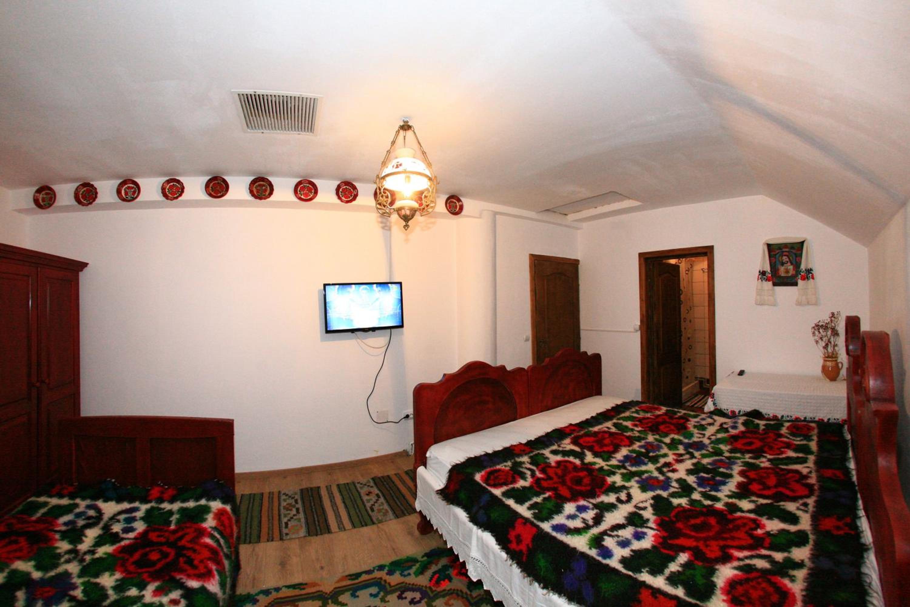 Triple Room with Private Bathroom photo 3