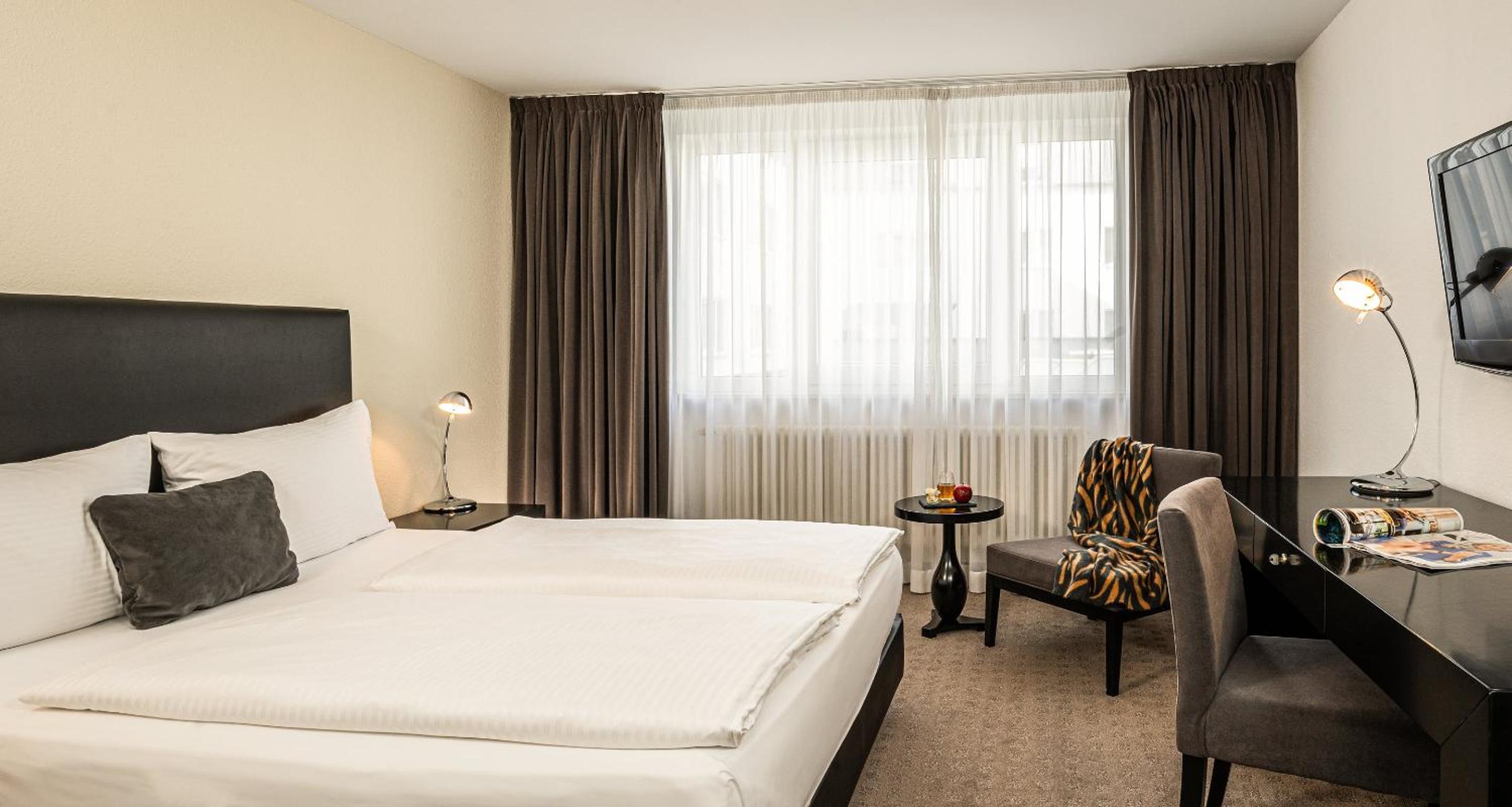  Standard Room - Photo 1