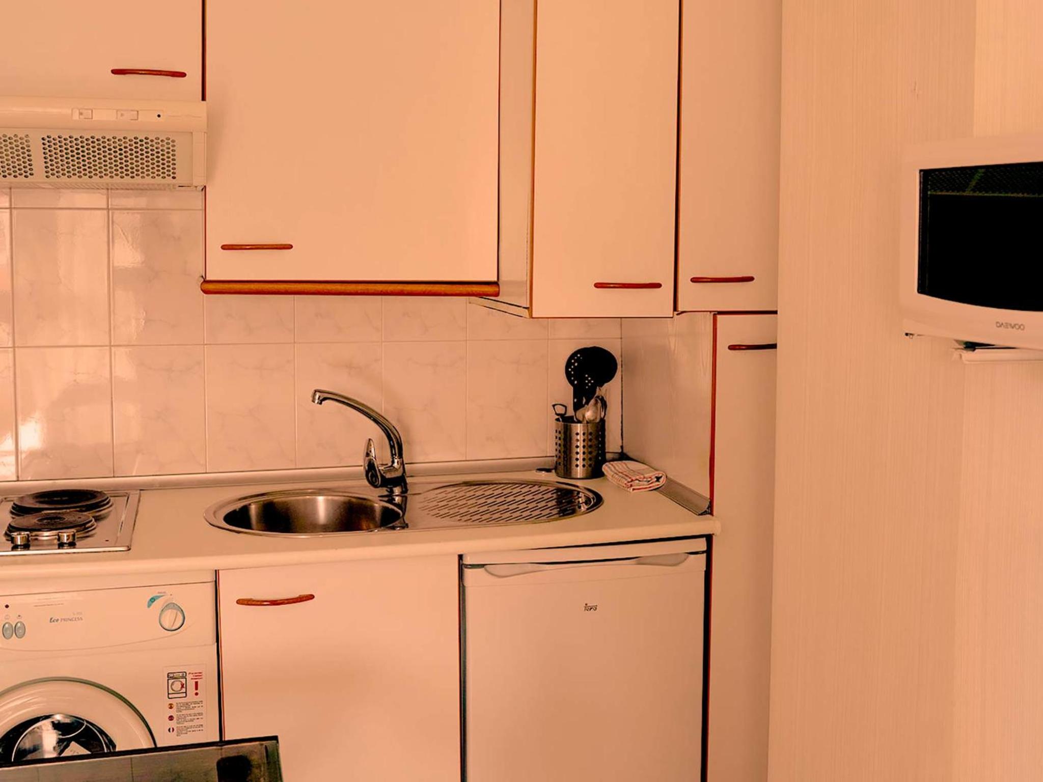 One-Bedroom Apartment (2 Adults) - Photo 15