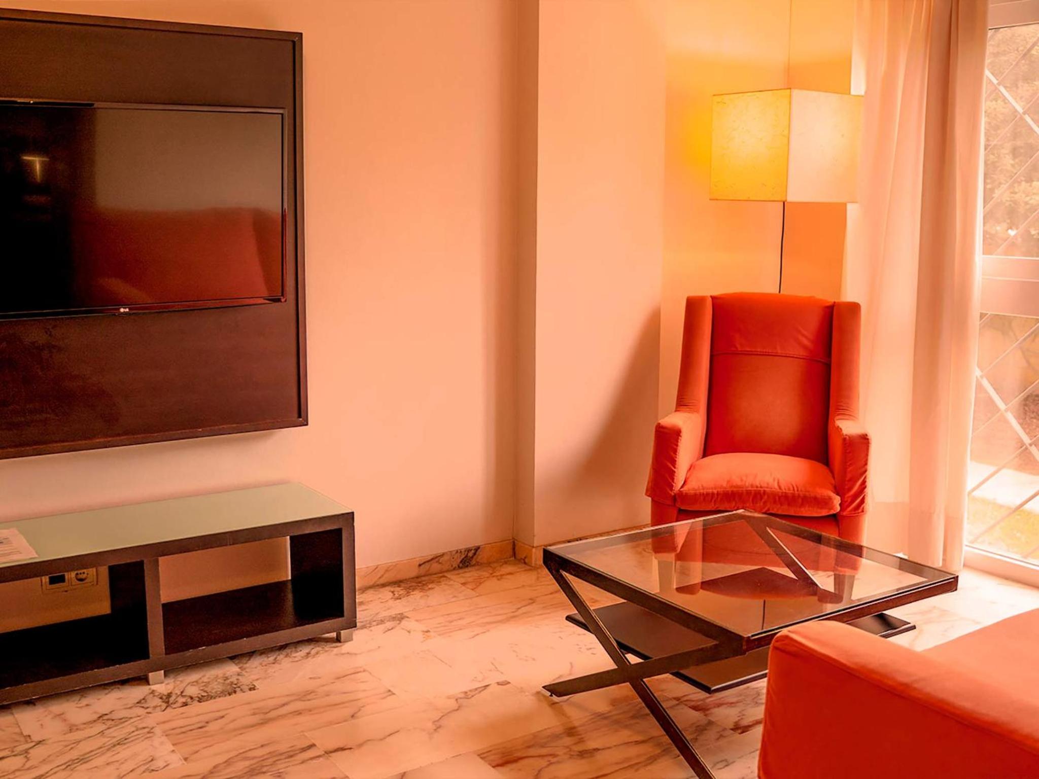 One-Bedroom Apartment (2 Adults) - Photo 12