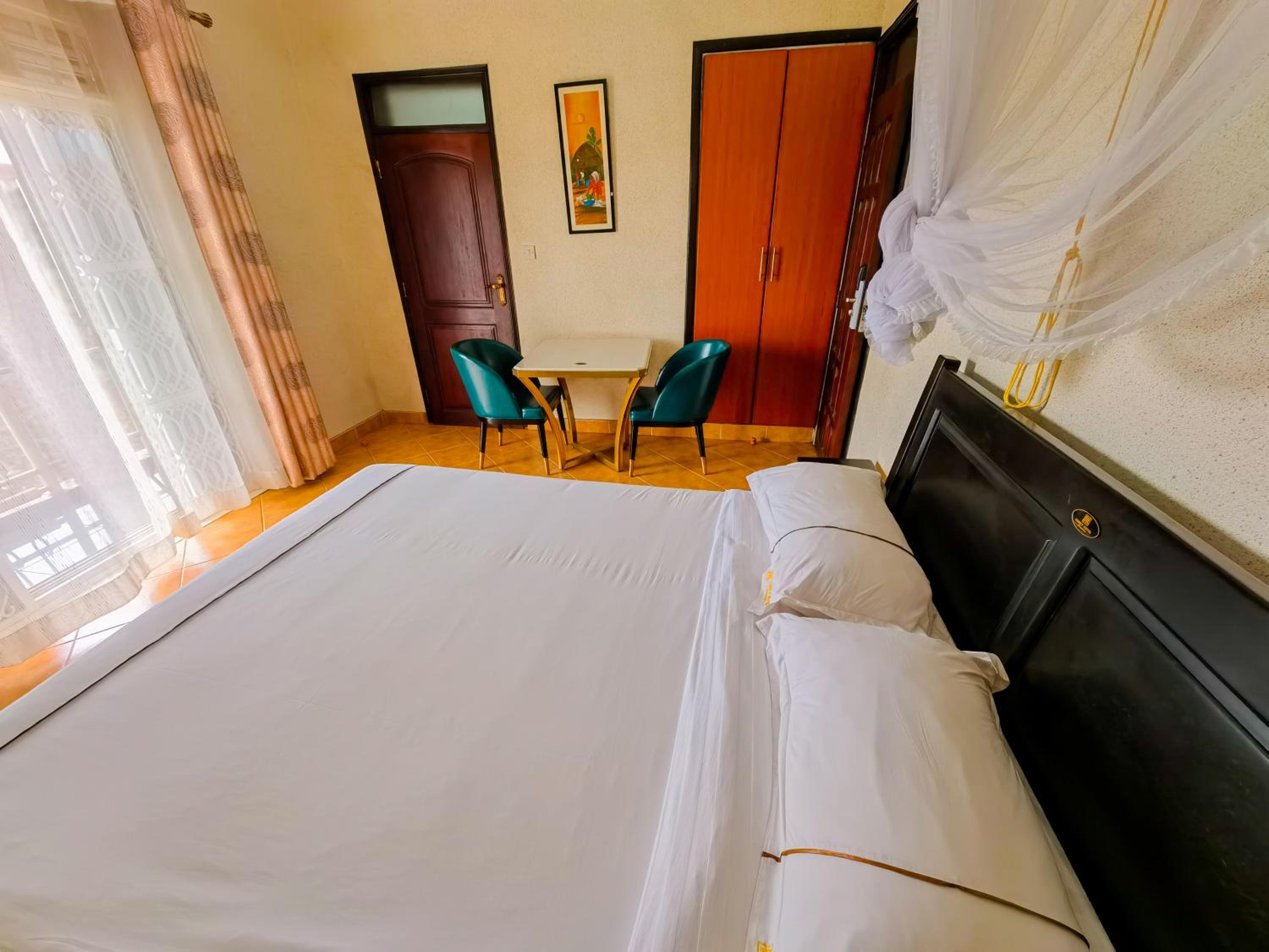 Double Room With Private Bathroom