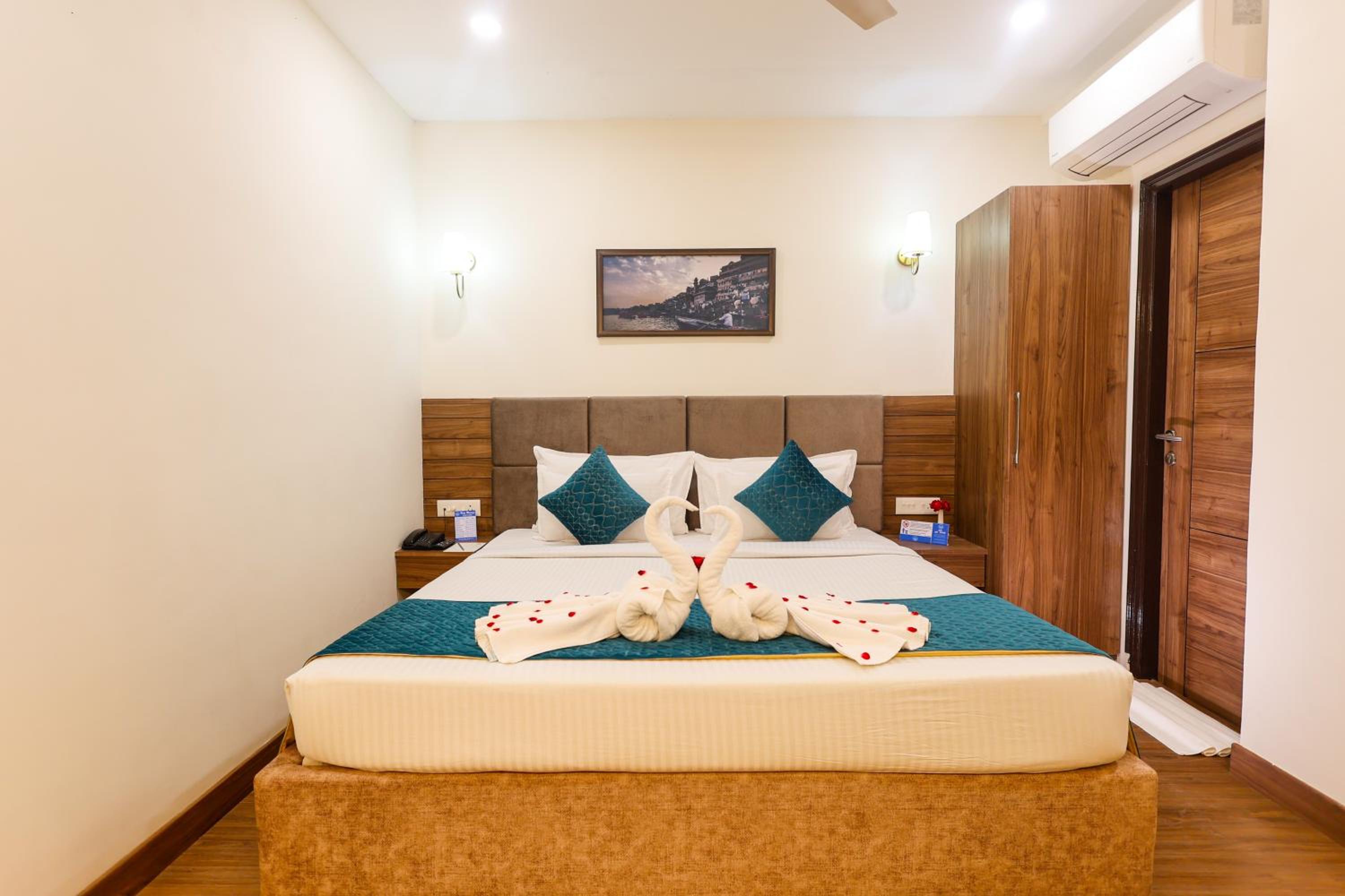 Executive Double Room - Photo 11
