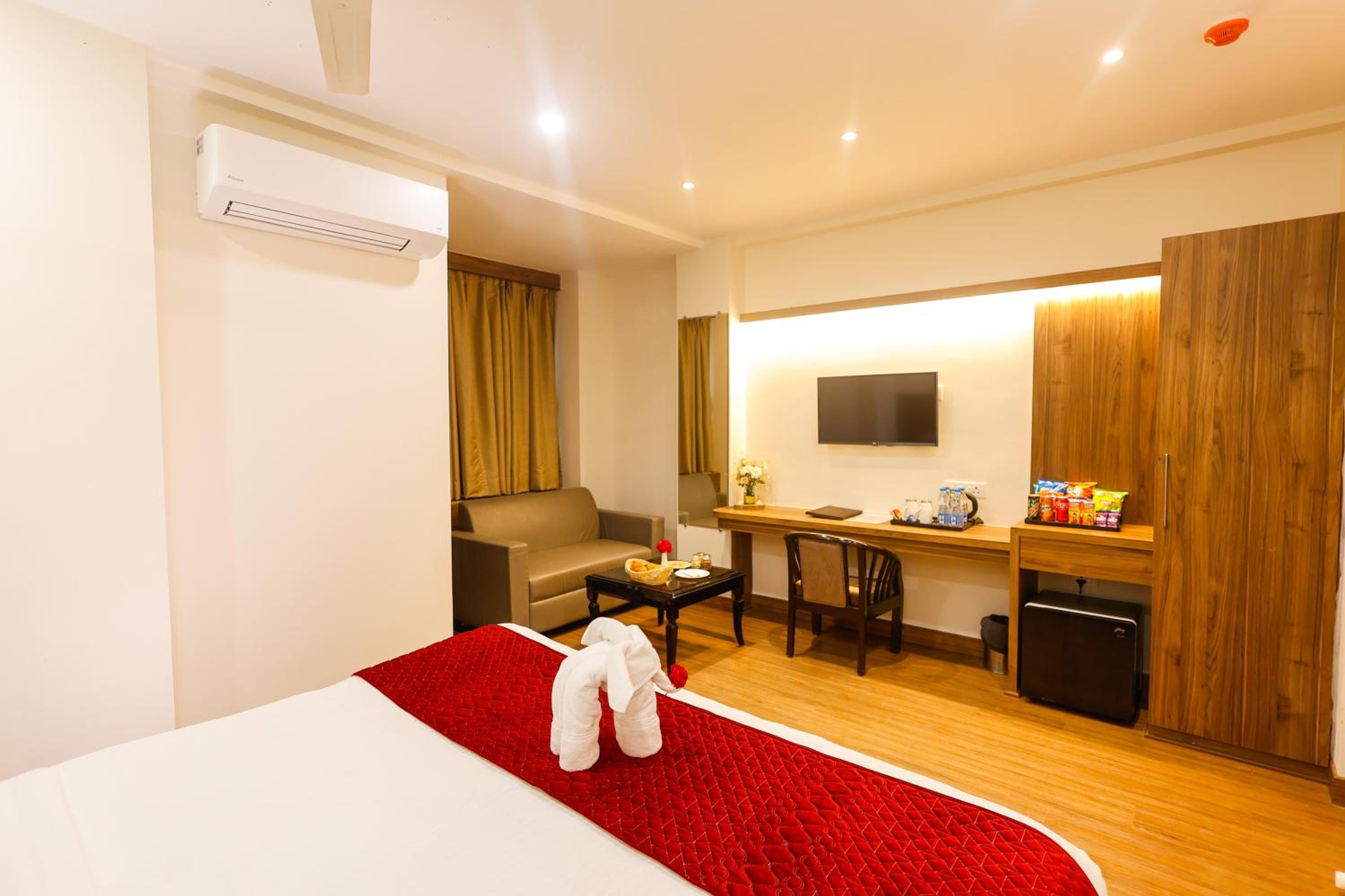 Executive Double Room - Photo 15