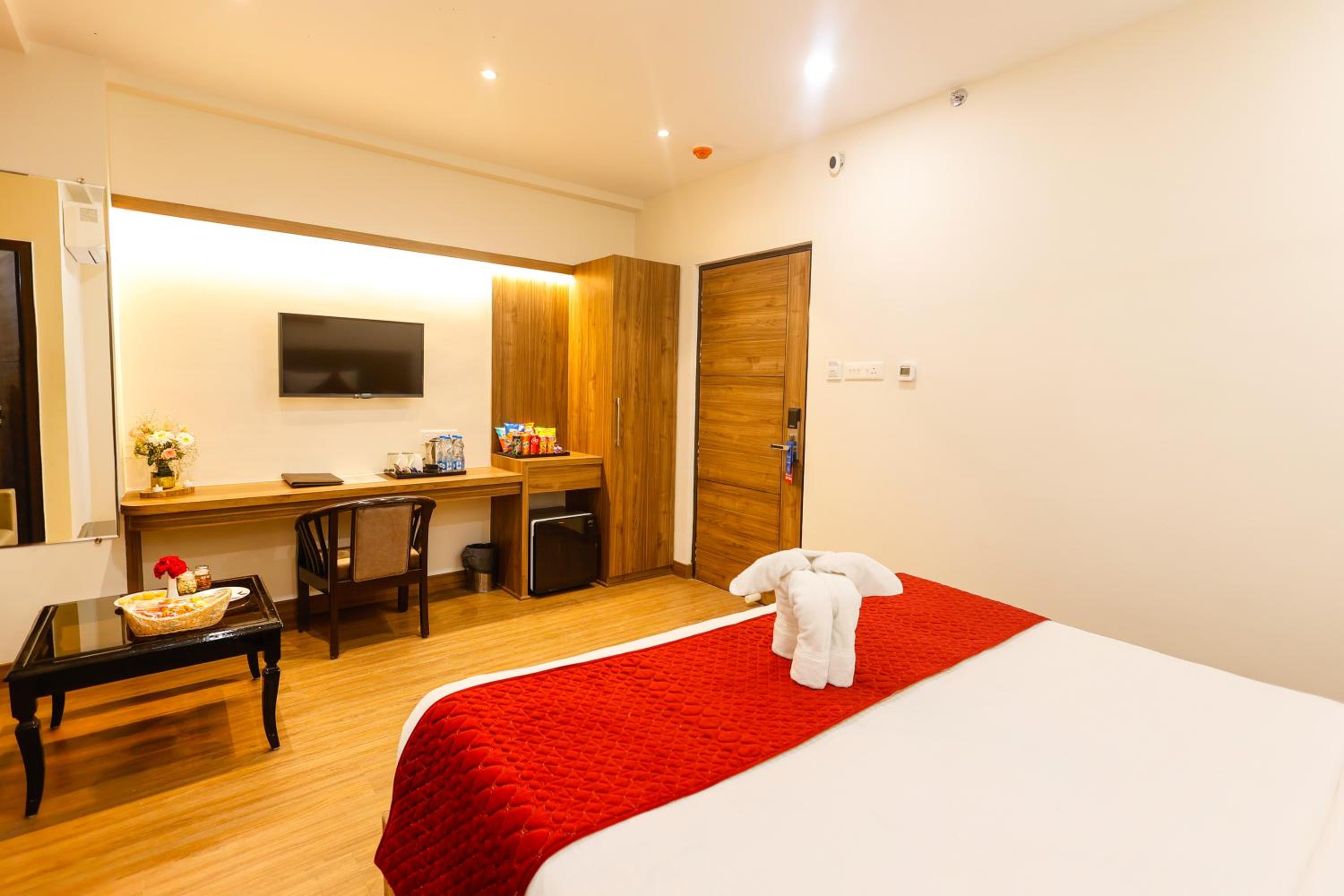Executive Double Room - Photo 13