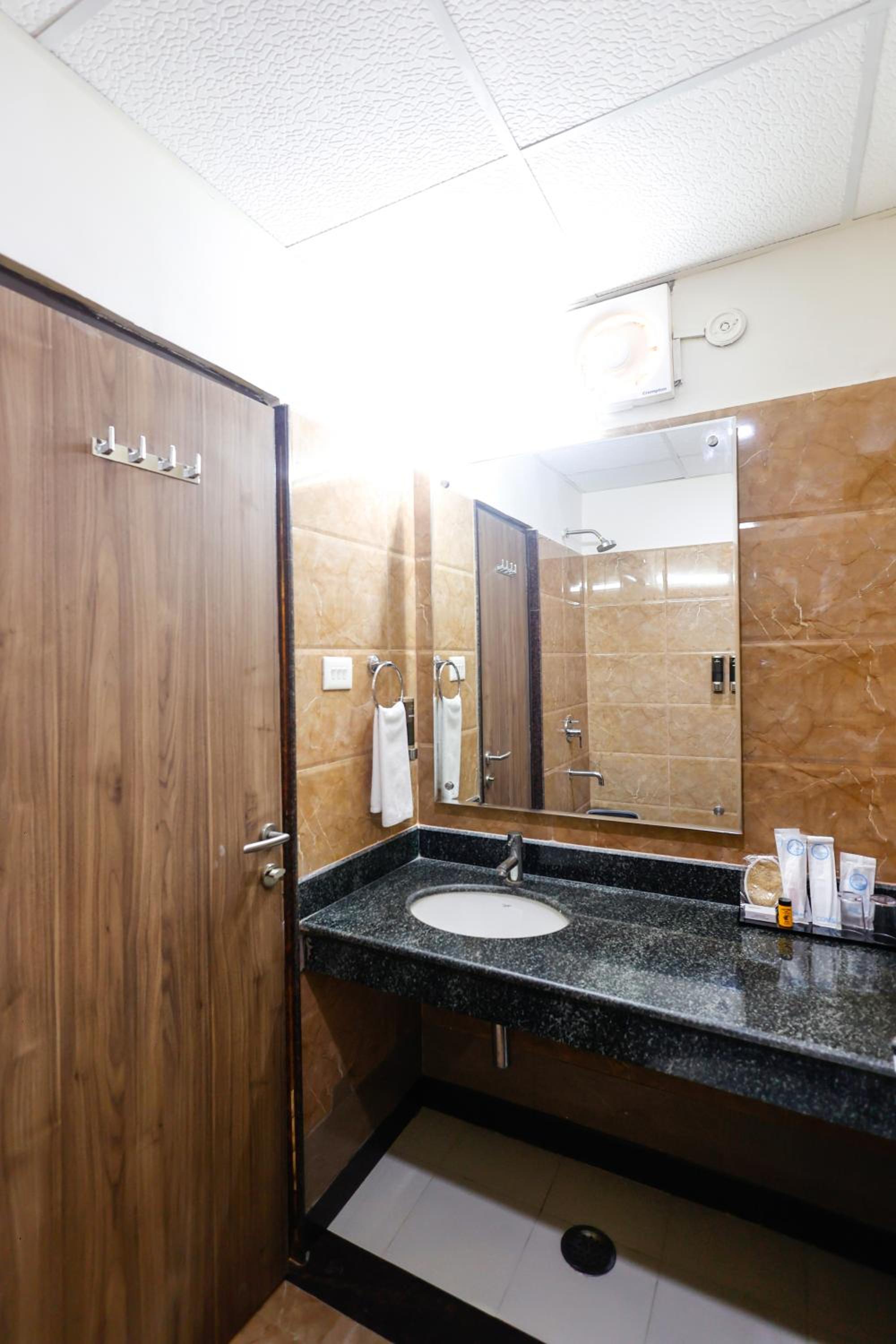 Executive Double Room - Photo 3